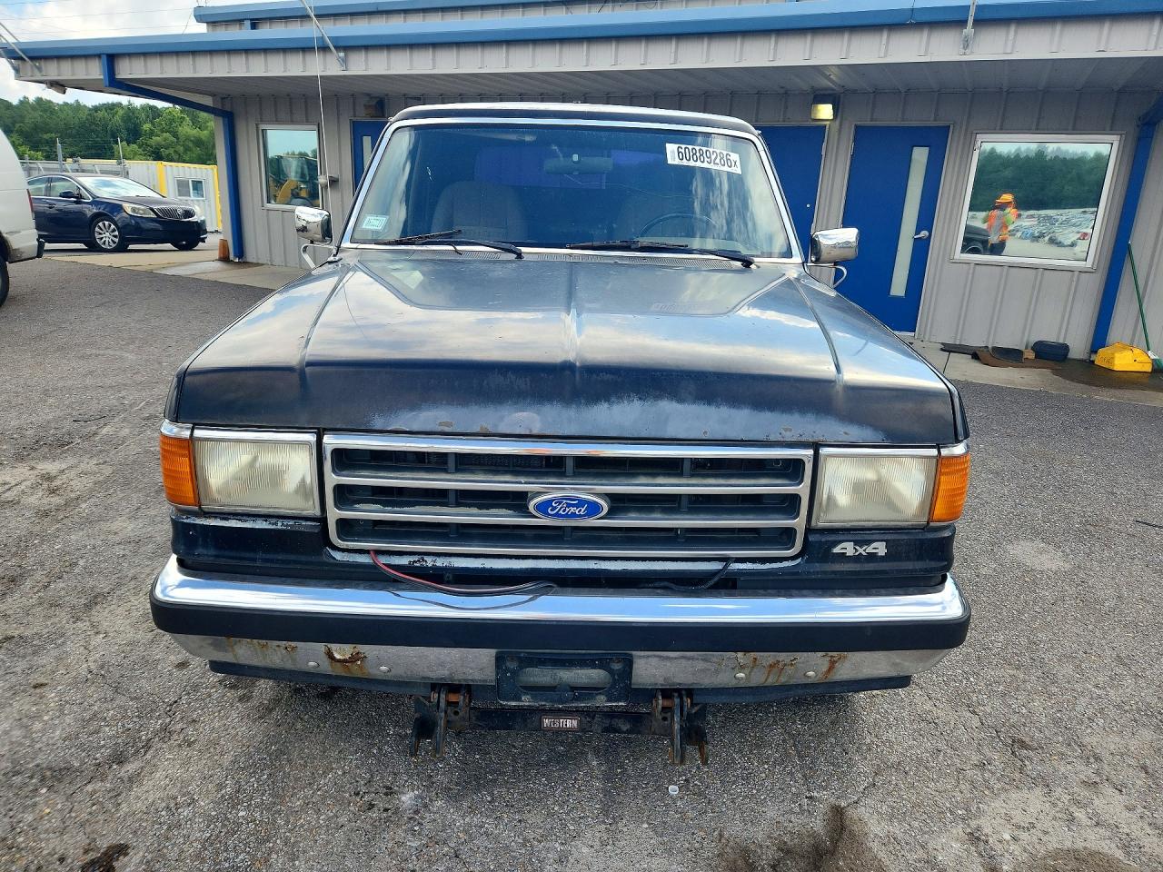 1989 Ford Bronco U100 Black vin: 1FMEU15H1KLB15458