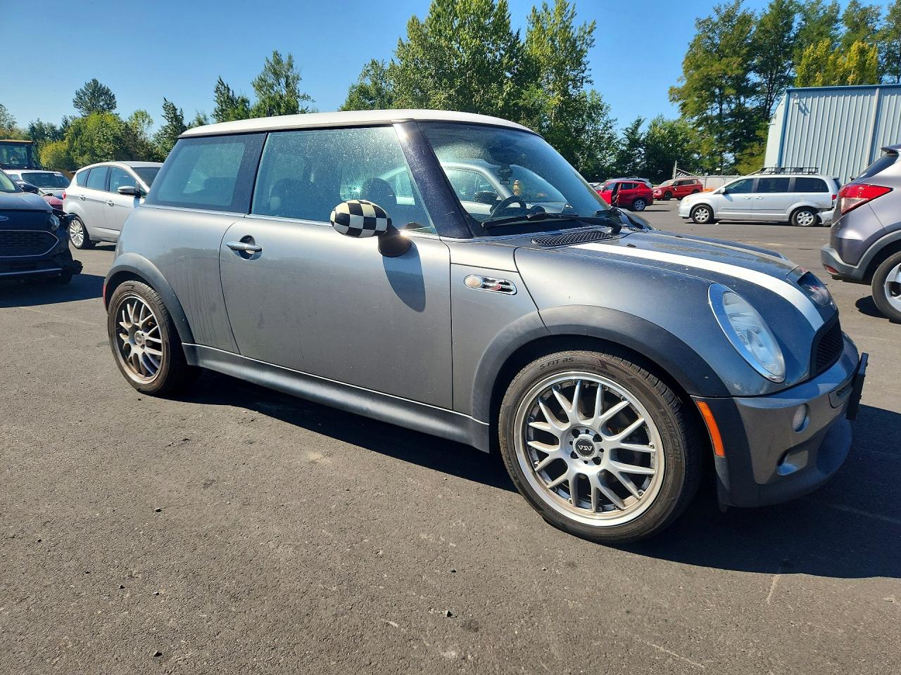 2004 Mini Cooper S Gray vin: WMWRE33494TD85071