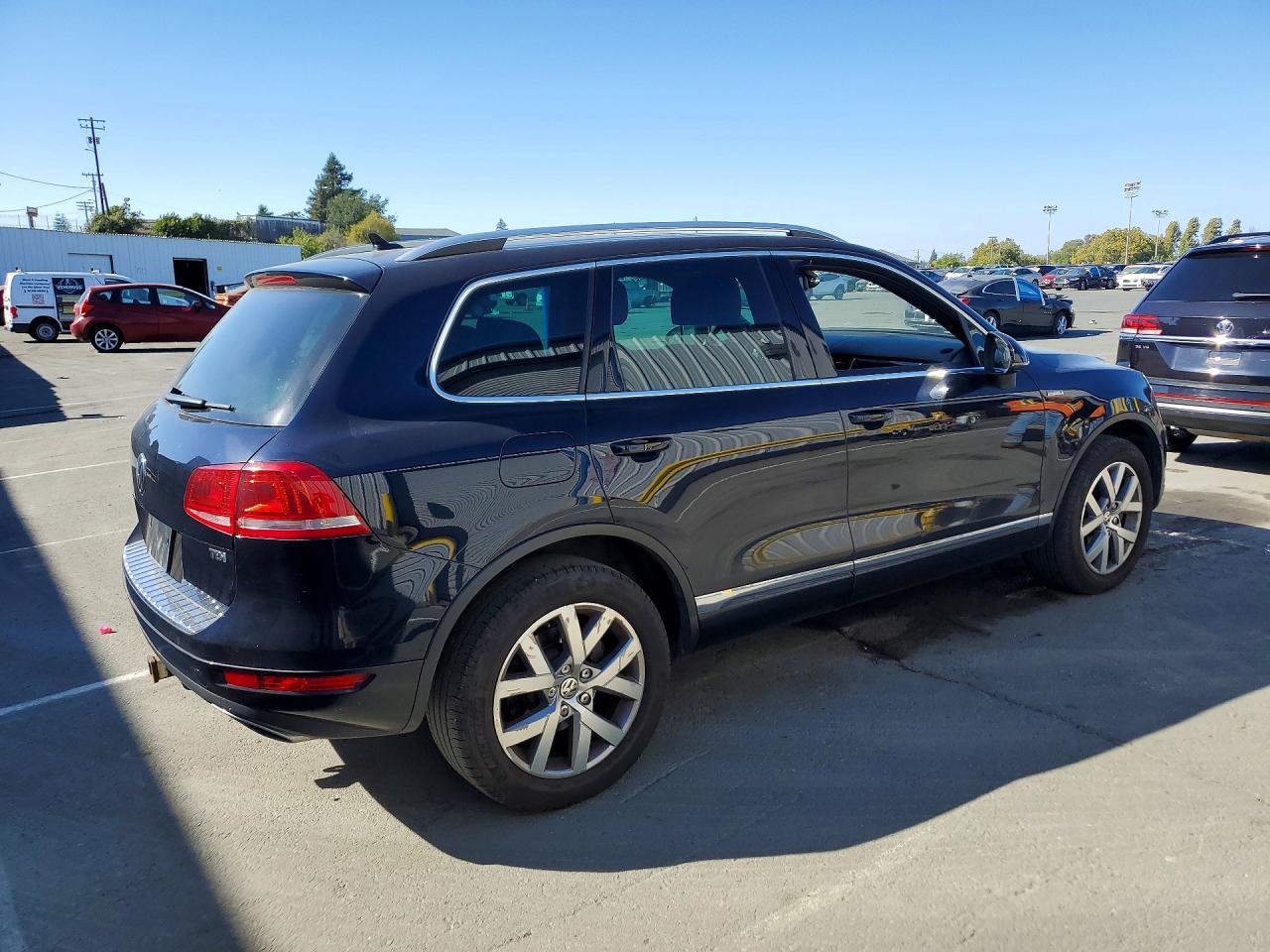 2014 Volkswagen Touareg V6 Tdi Black vin: WVGEP9BP5ED012298