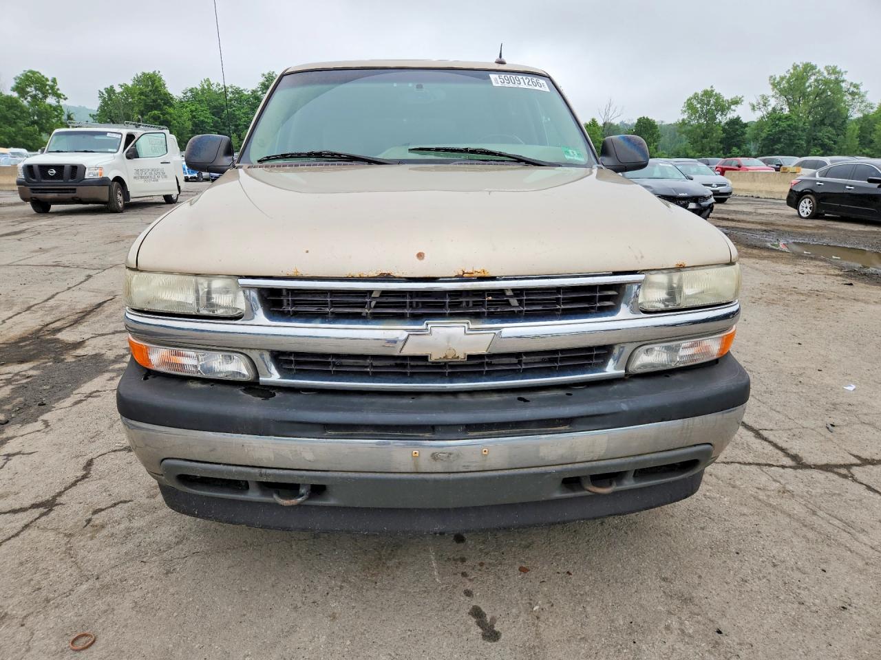 2005 Chevrolet Suburban K1500 Tan vin: 3GNFK16ZX5G167363