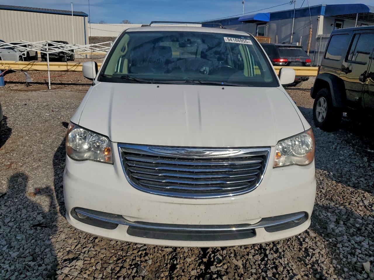 2014 Chrysler Town & Country Touring White vin: 2C4RC1BG9ER383495