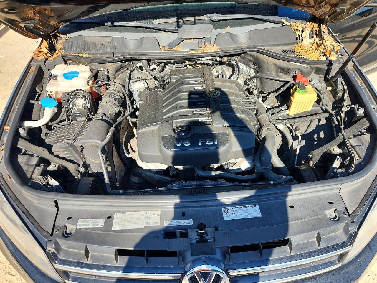 2012 Volkswagen Touareg V6 Black vin: WVGEF9BP0CD008157