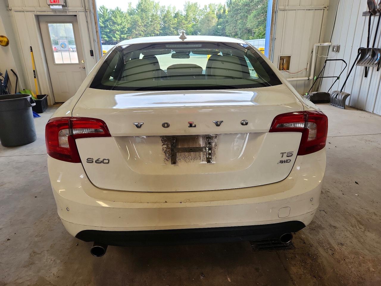 2013 Volvo S60 T5 White vin: YV1612FH9D2184004