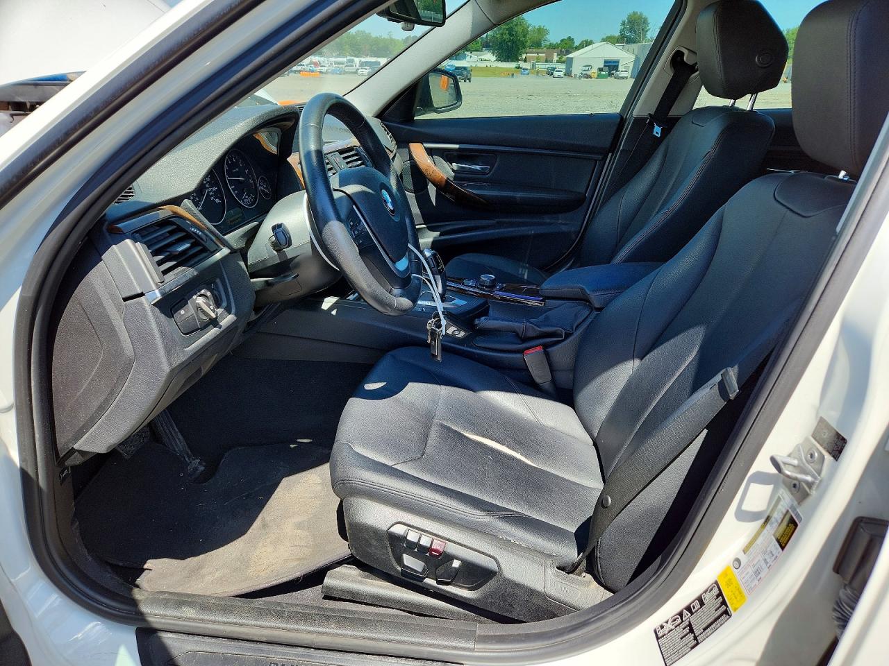 2014 Bmw 328 Xi Sulev White vin: WBA3B5G50ENS07727