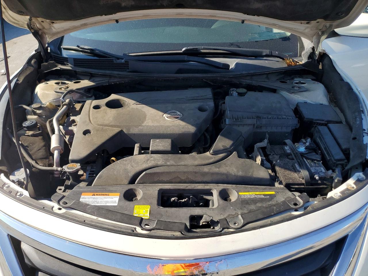 2015 Nissan Altima 2.5 S White vin: 1N4AL3AP1FC142881