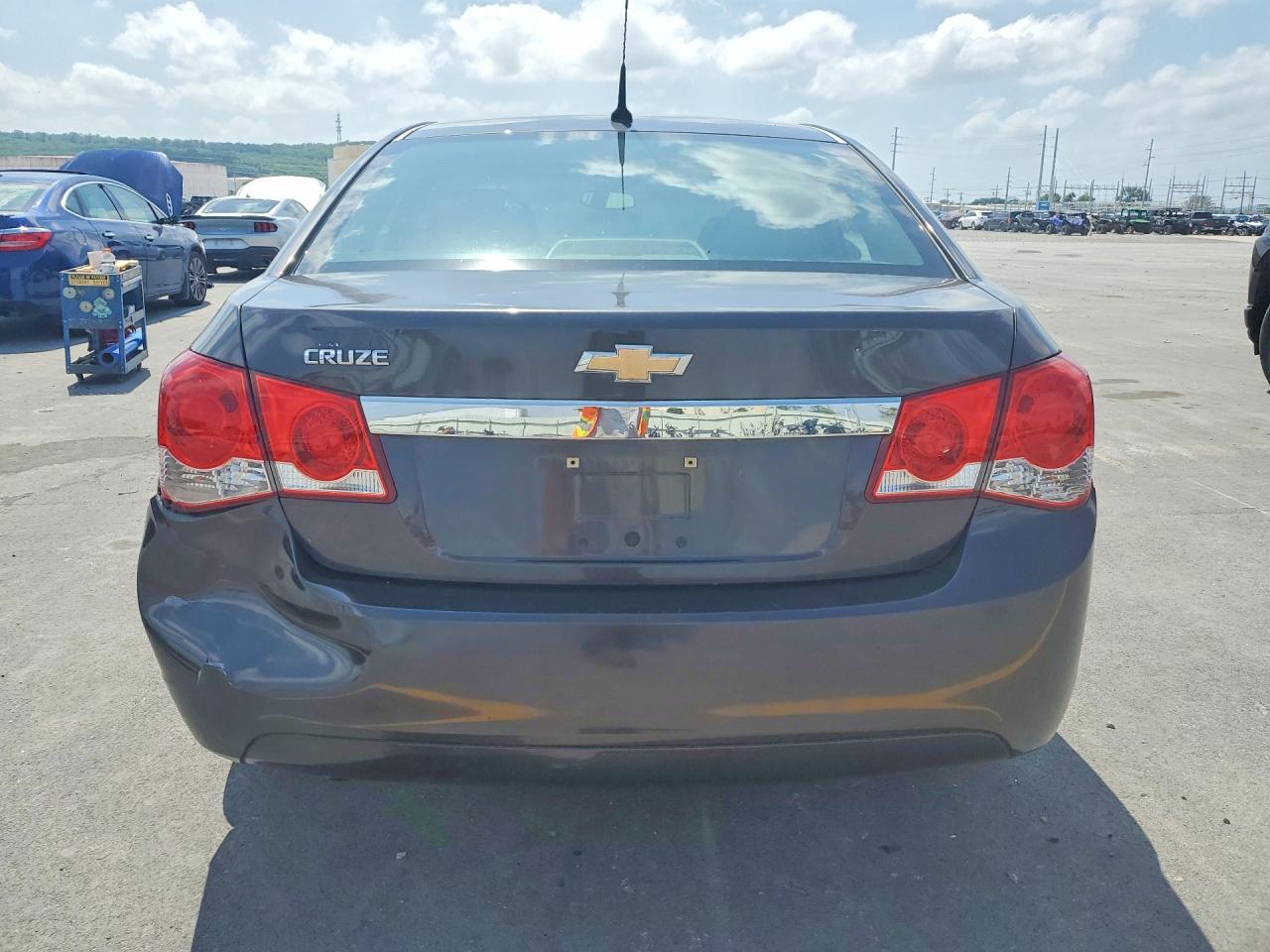 2014 Chevrolet Cruze Ls Charcoal vin: 1G1PA5SH0E7326318