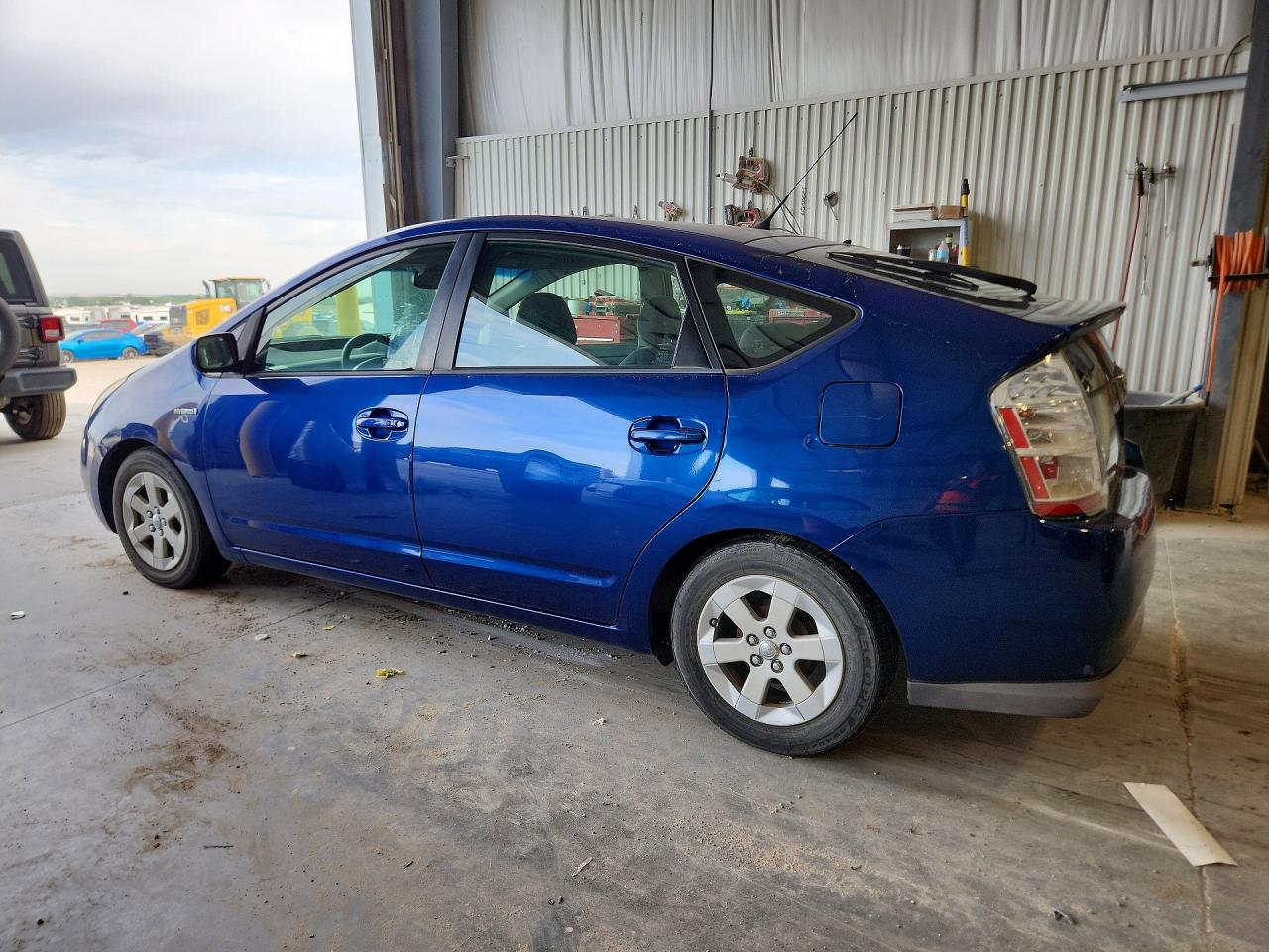 2008 Toyota Prius Base Blue vin: JTDKB20UX87707515
