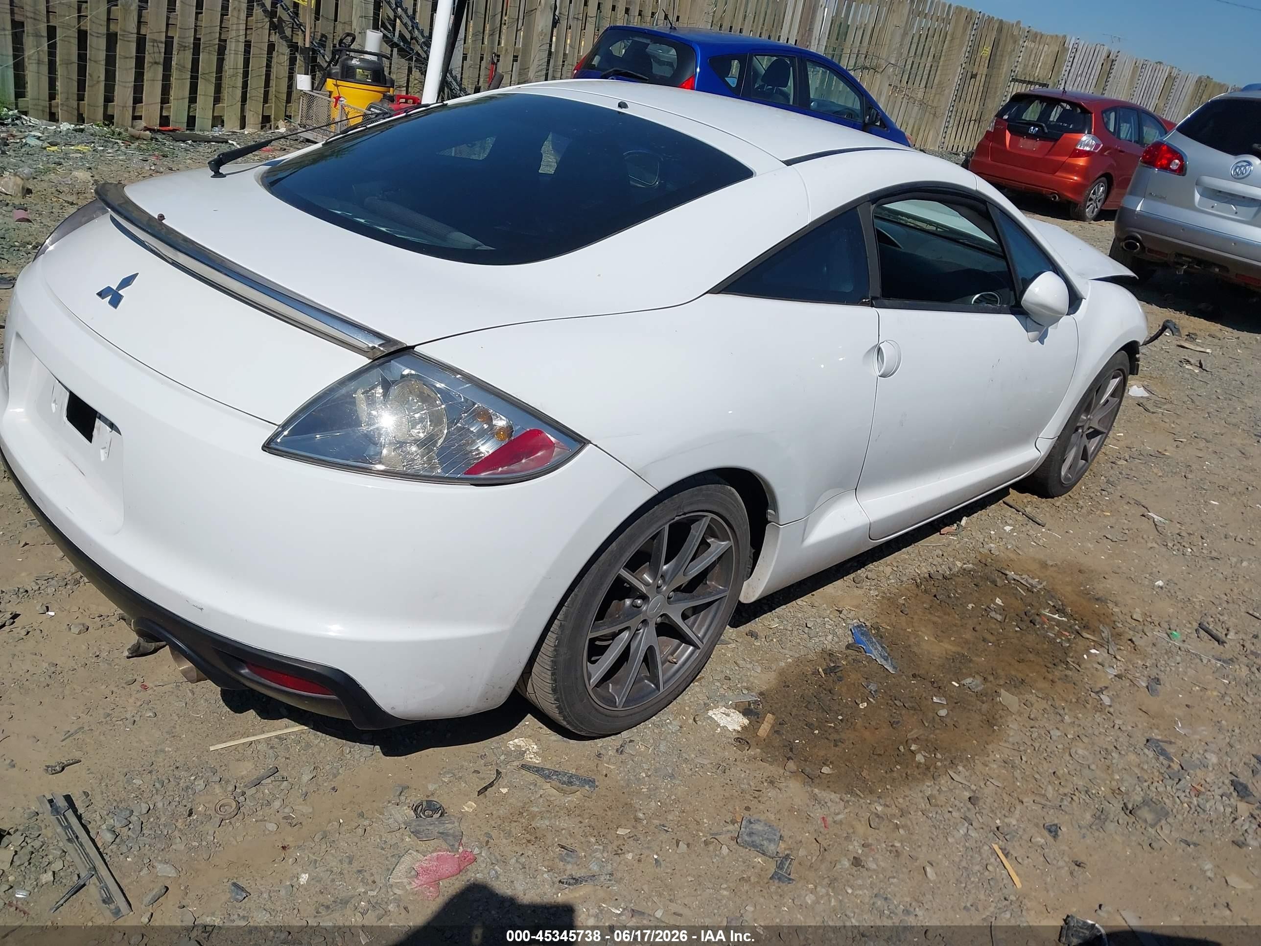 2012 Mitsubishi Eclipse Gs/gs Sport/se White vin: 4A31K5DF5CE007573