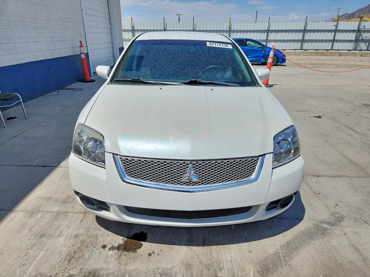 2011 Mitsubishi Galant Fe White vin: 4A32B2FF0BE012324