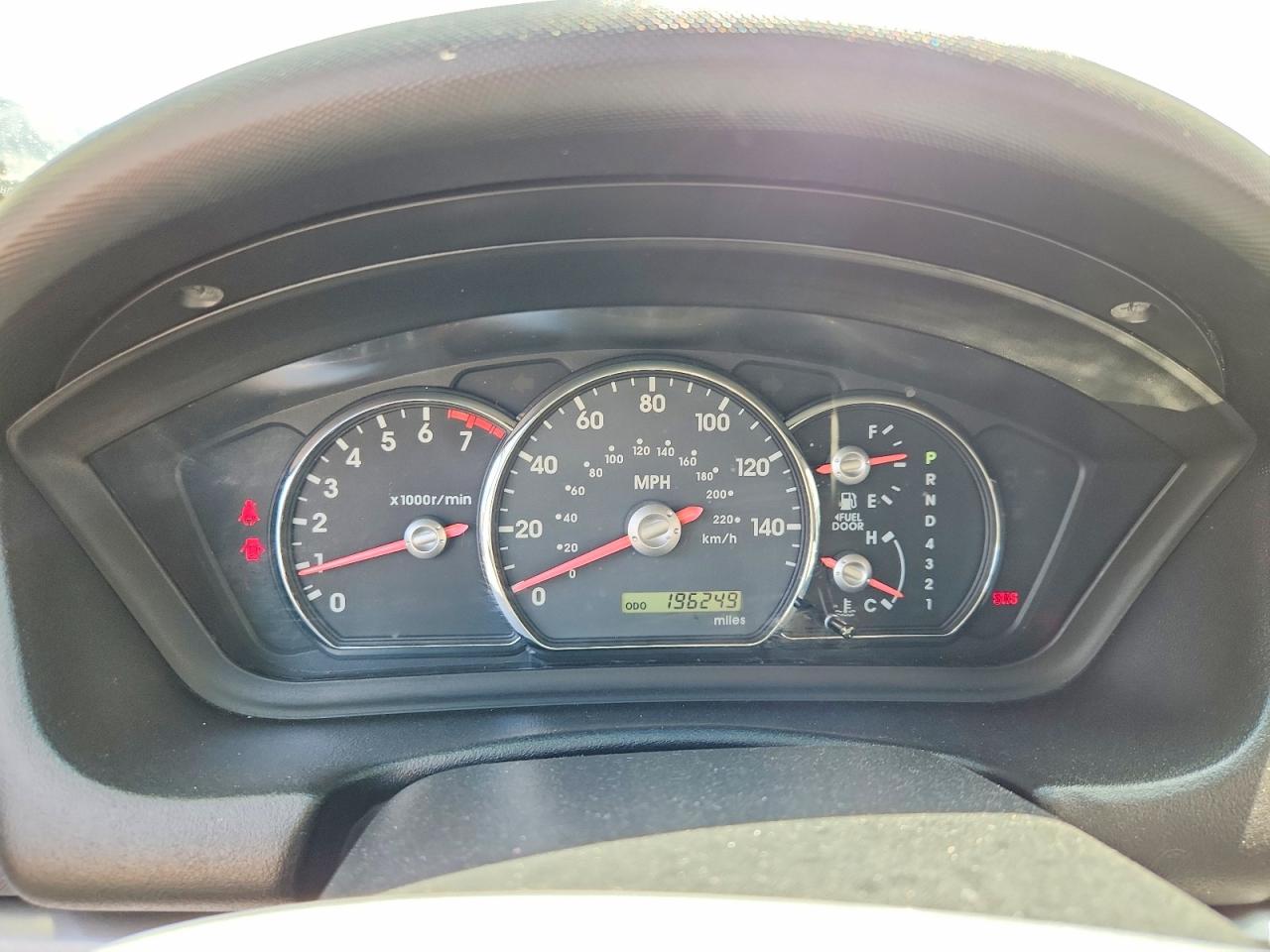 2011 Mitsubishi Galant Fe White vin: 4A32B2FF0BE012324
