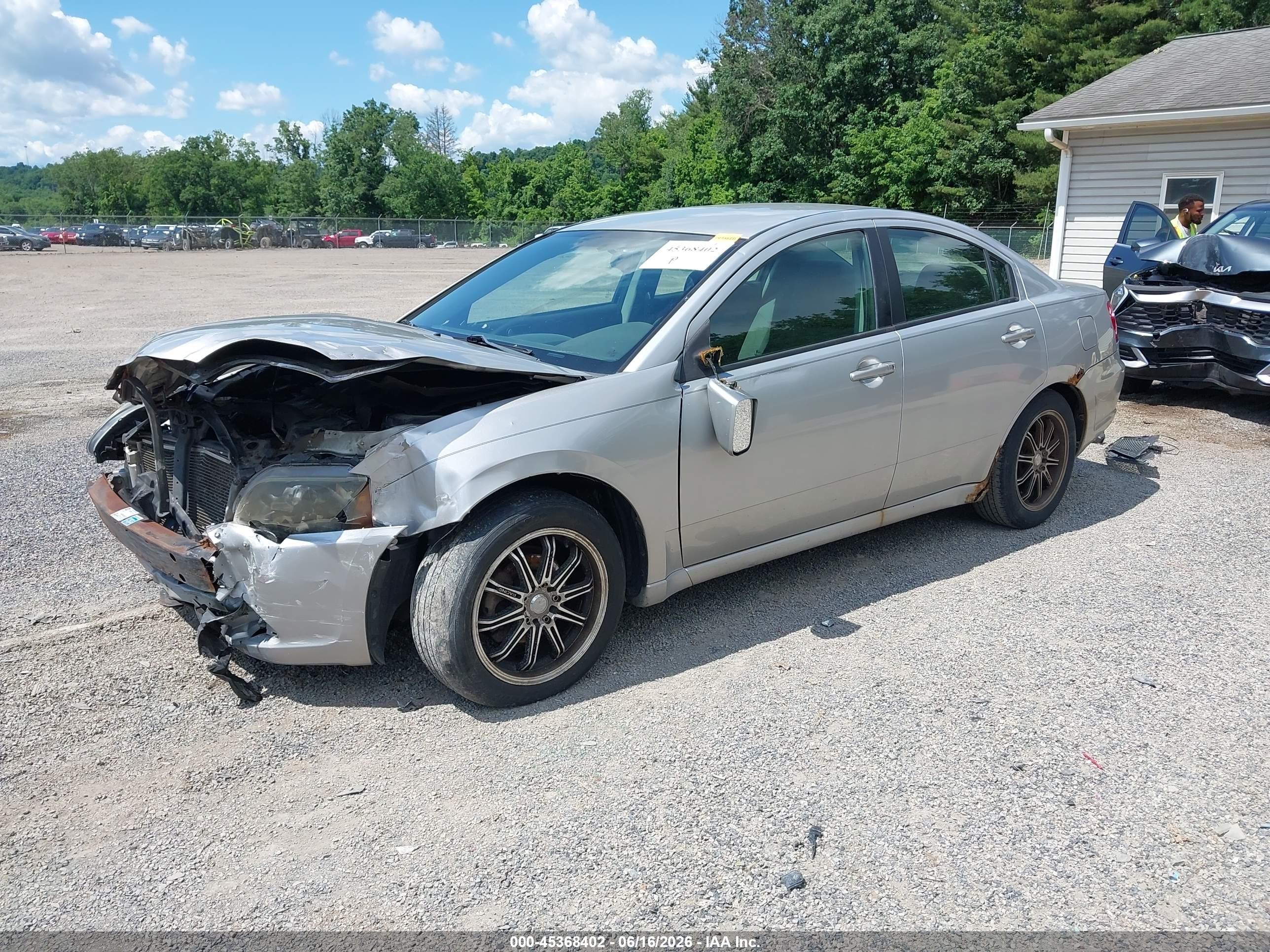 2011 Mitsubishi Galant Fe Silver vin: 4A32B2FF1BE011344