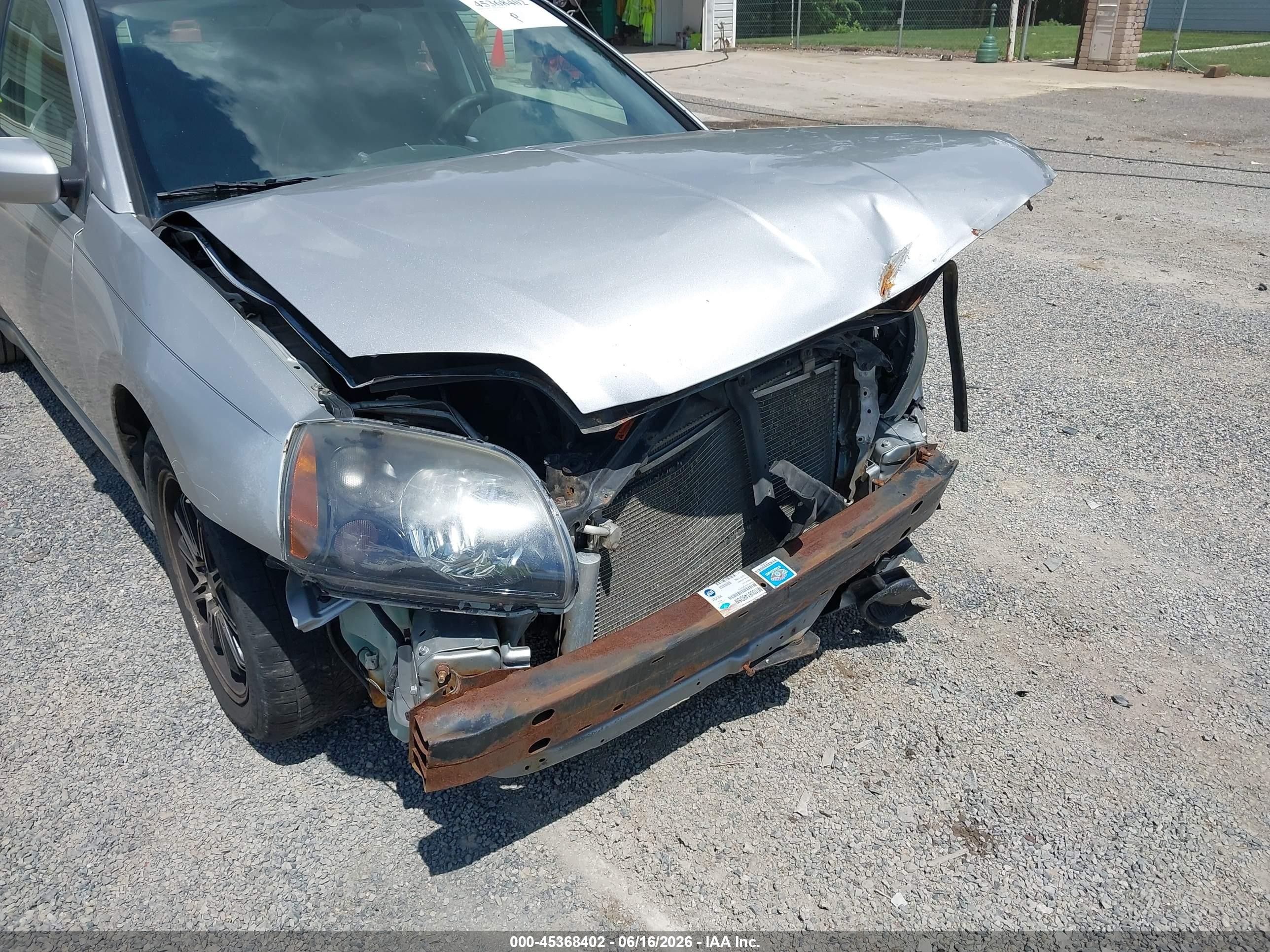 2011 Mitsubishi Galant Fe Silver vin: 4A32B2FF1BE011344