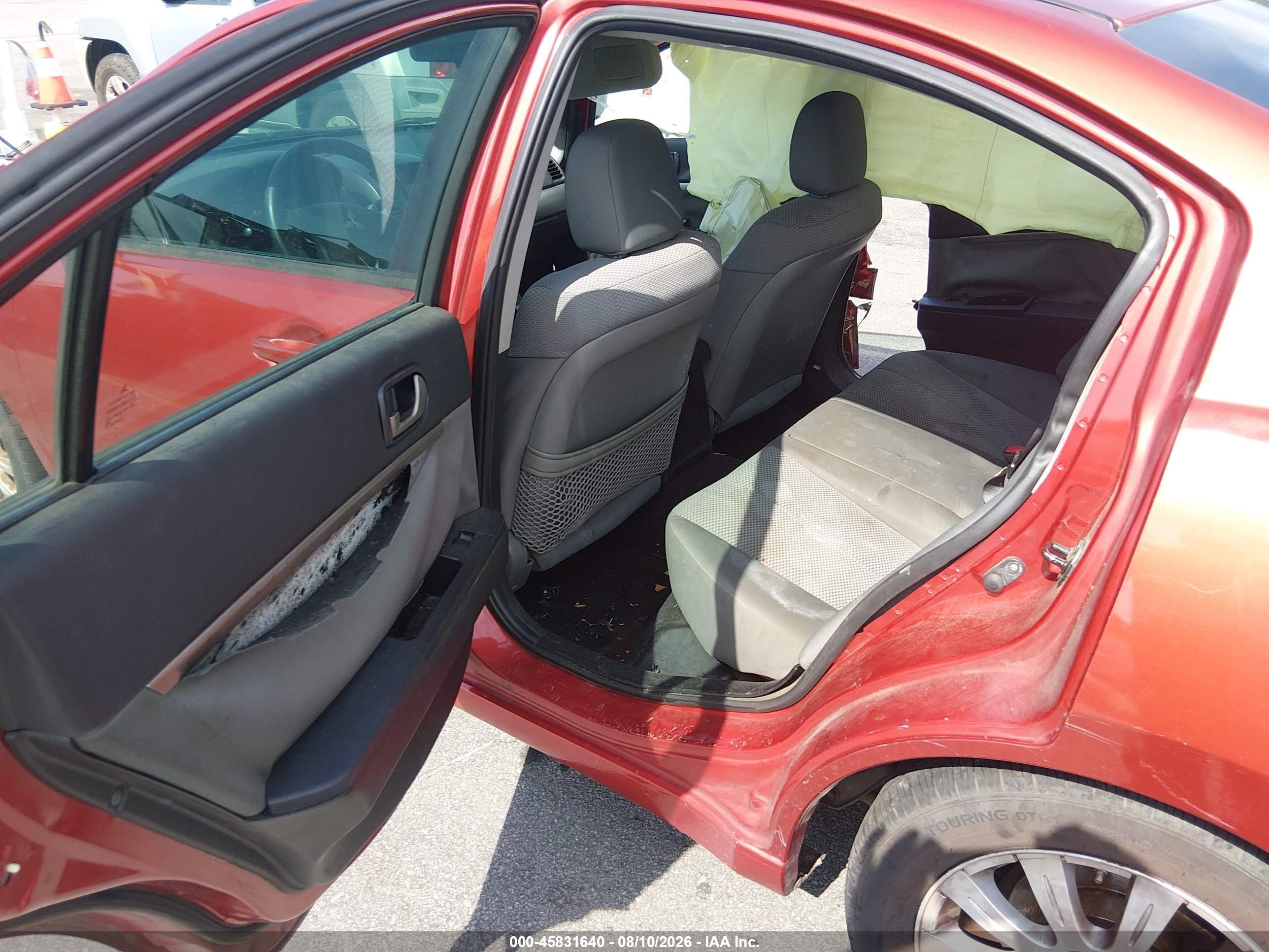 2011 Mitsubishi Galant Fe Red vin: 4A32B2FF2BE020523