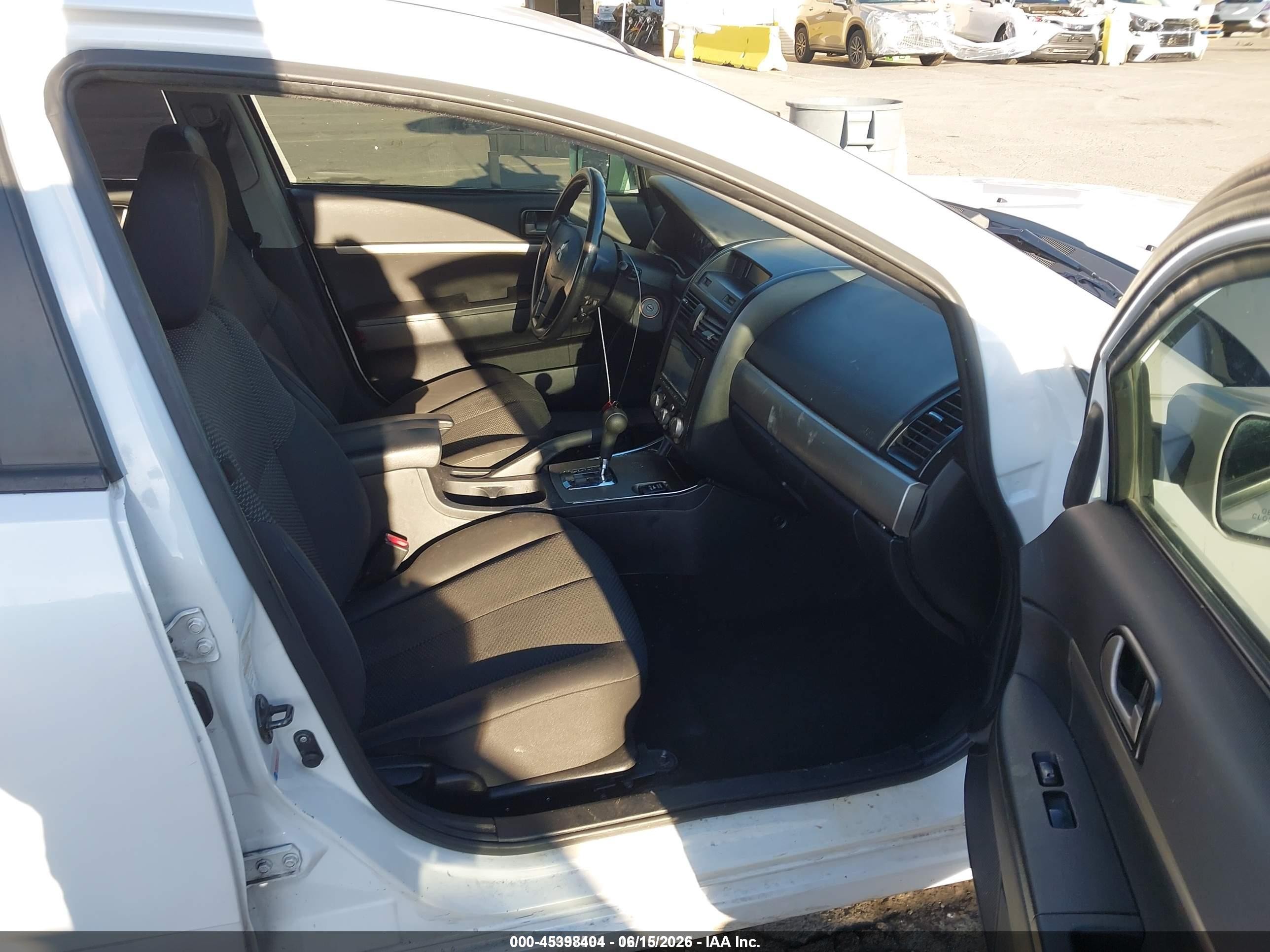 2012 Mitsubishi Galant Fe White vin: 4A32B2FF3CE009029