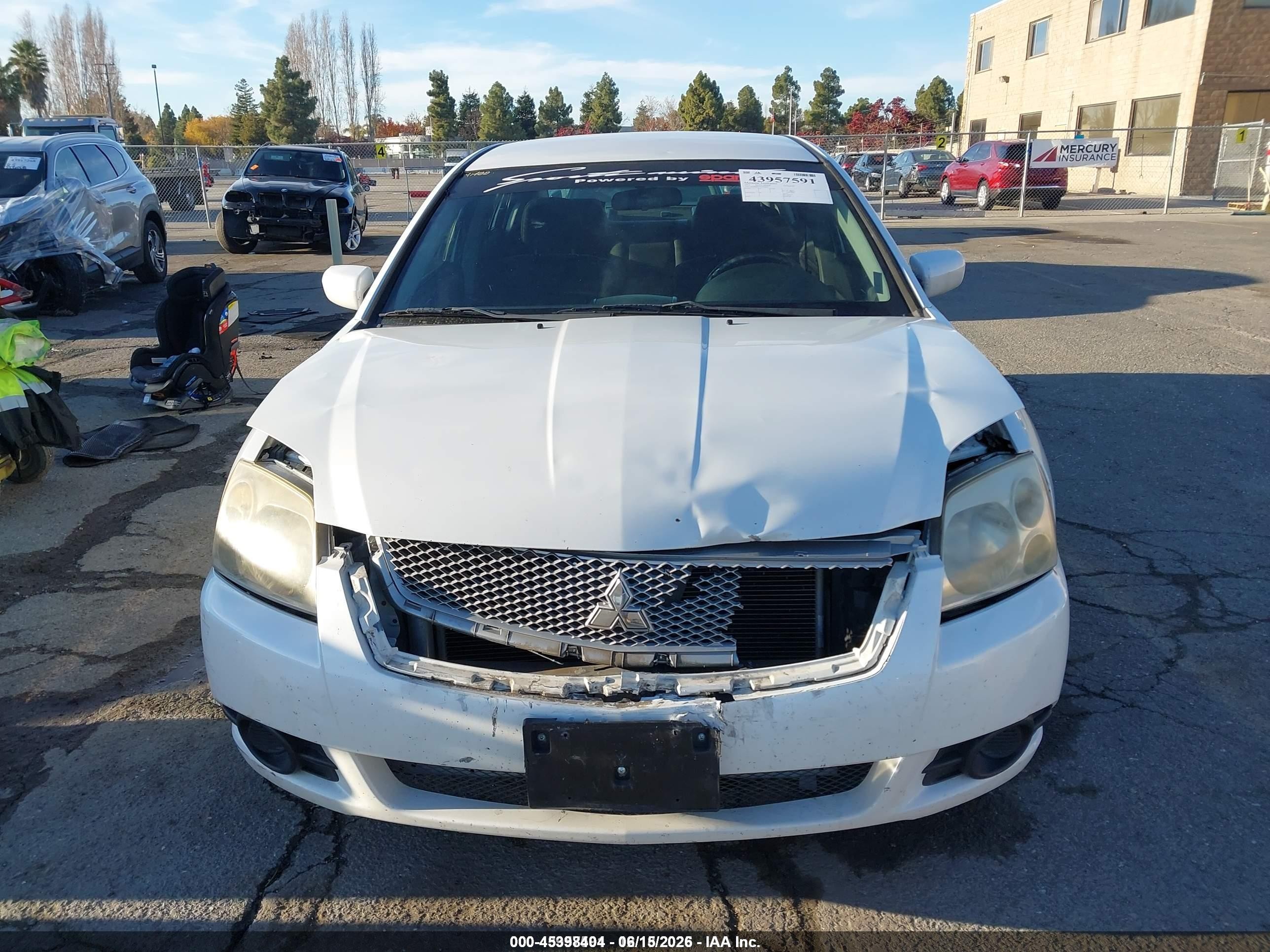 2012 Mitsubishi Galant Fe White vin: 4A32B2FF3CE009029