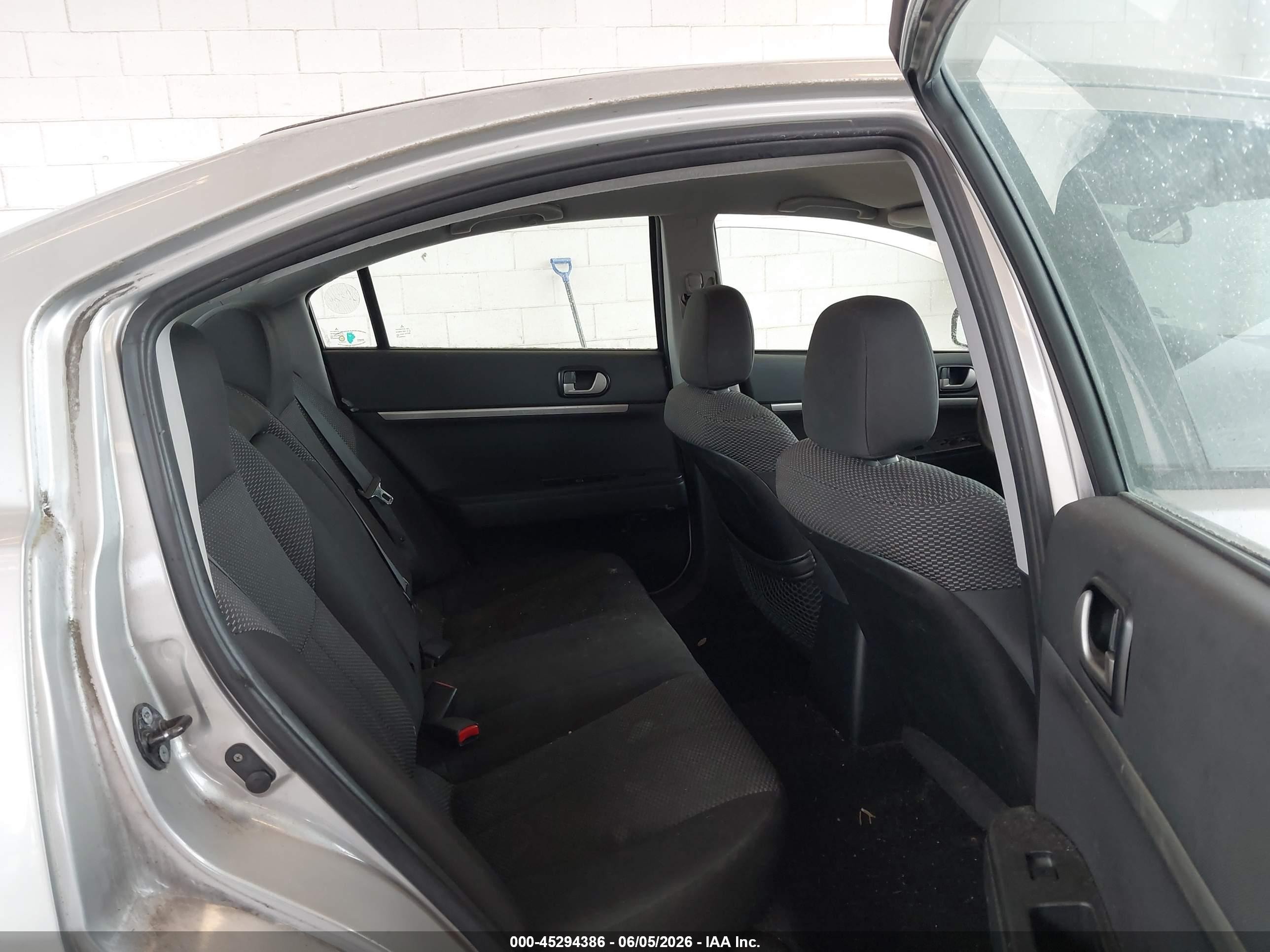 2012 Mitsubishi Galant Fe Silver vin: 4A32B2FF4CE022906