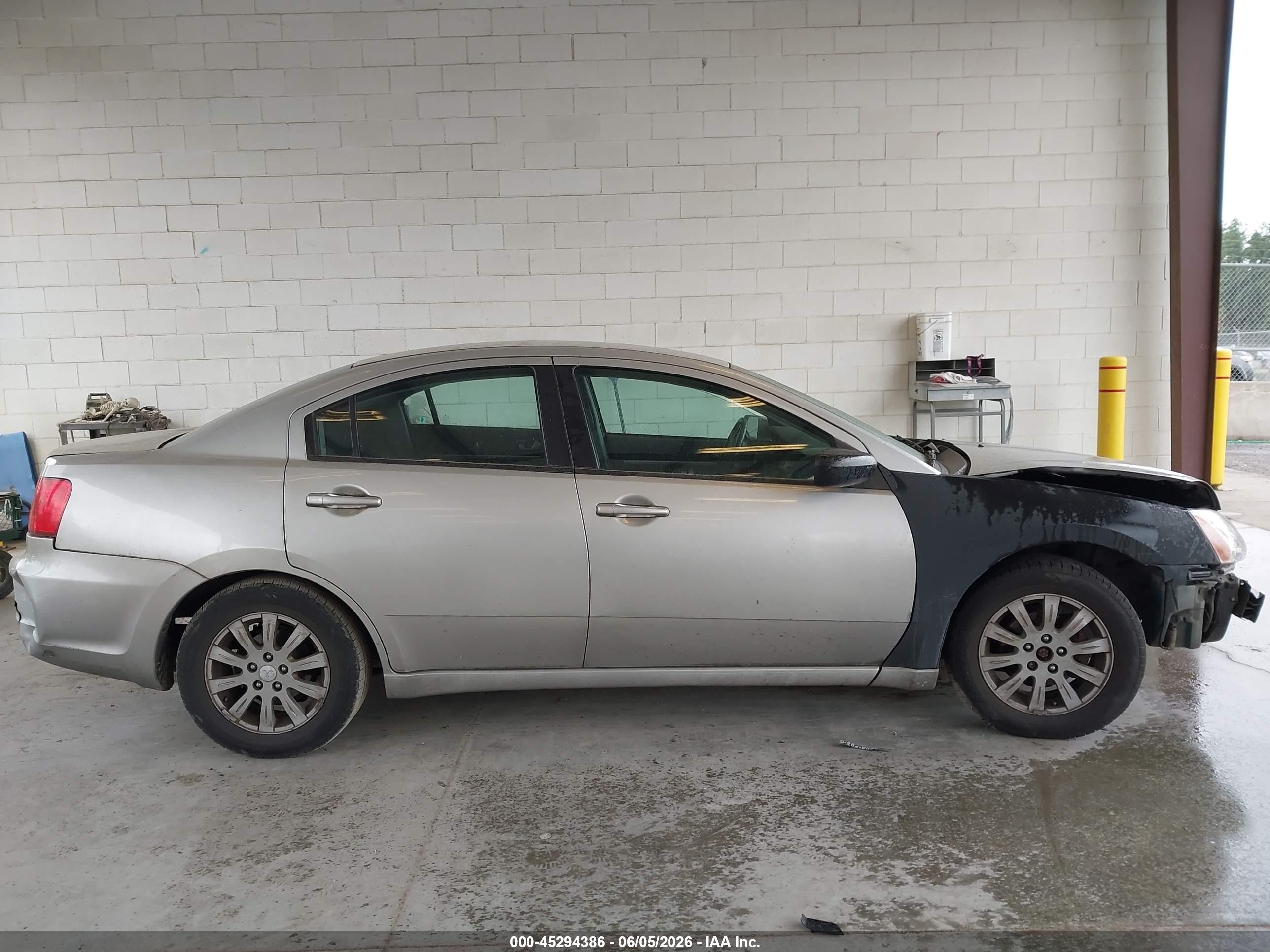 2012 Mitsubishi Galant Fe Silver vin: 4A32B2FF4CE022906