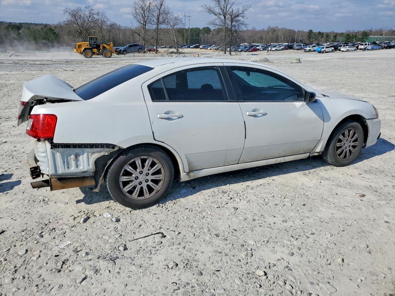 2012 Mitsubishi Galant Fe White vin: 4A32B2FF5CE013874
