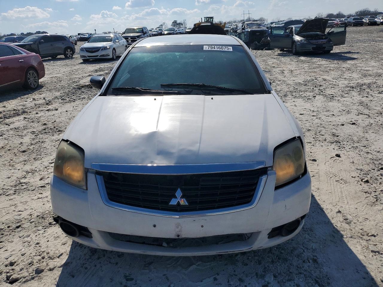 2012 Mitsubishi Galant Fe White vin: 4A32B2FF5CE013874