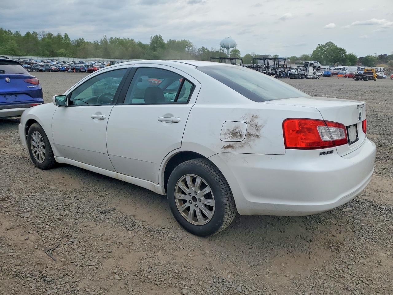 2012 Mitsubishi Galant Fe White vin: 4A32B2FF6CE011566