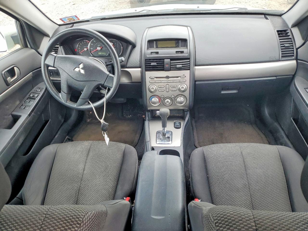 2012 Mitsubishi Galant Fe White vin: 4A32B2FF6CE011566