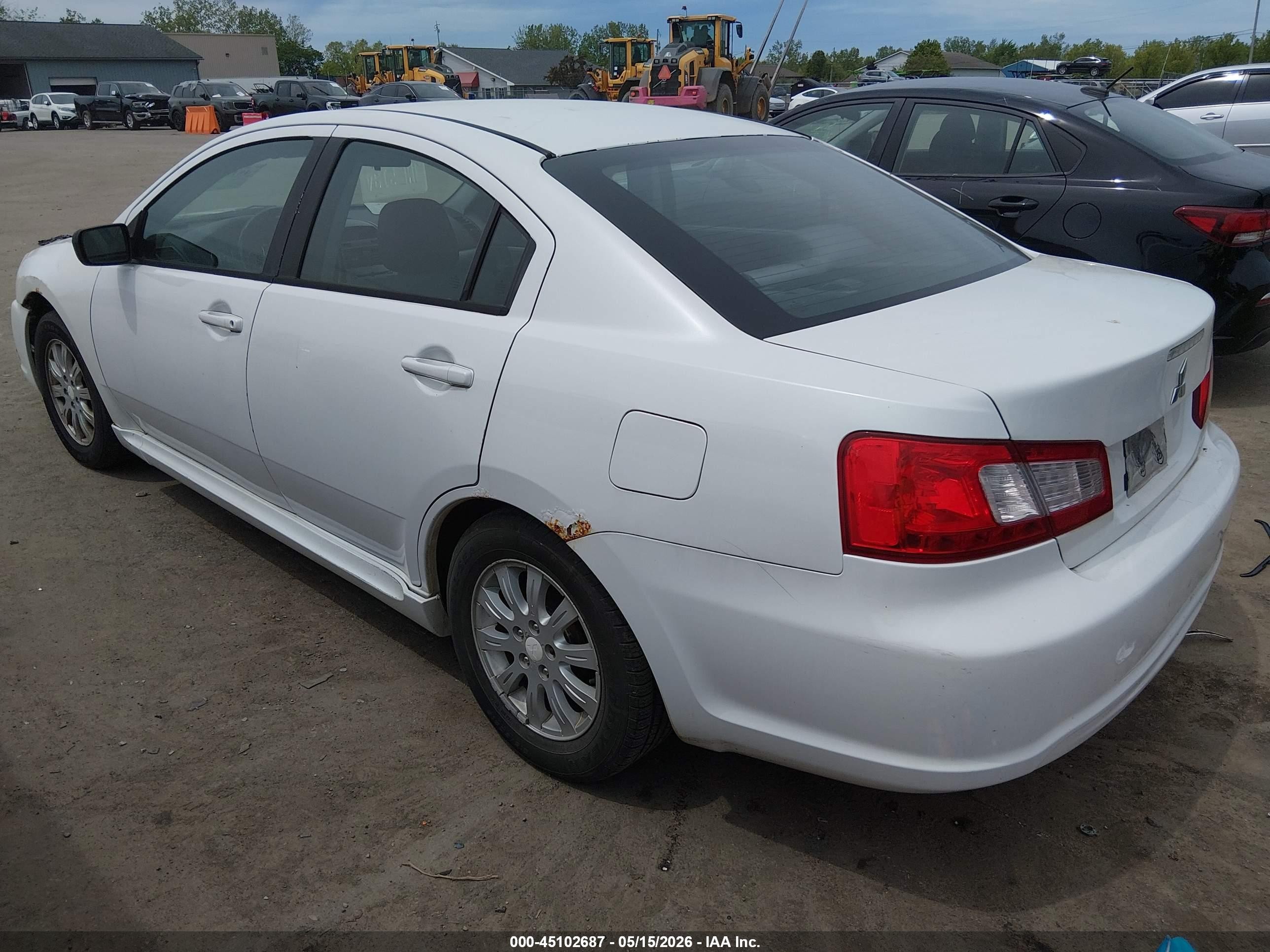 2010 Mitsubishi Galant Fe Белый vin: 4A32B2FF7AE015817
