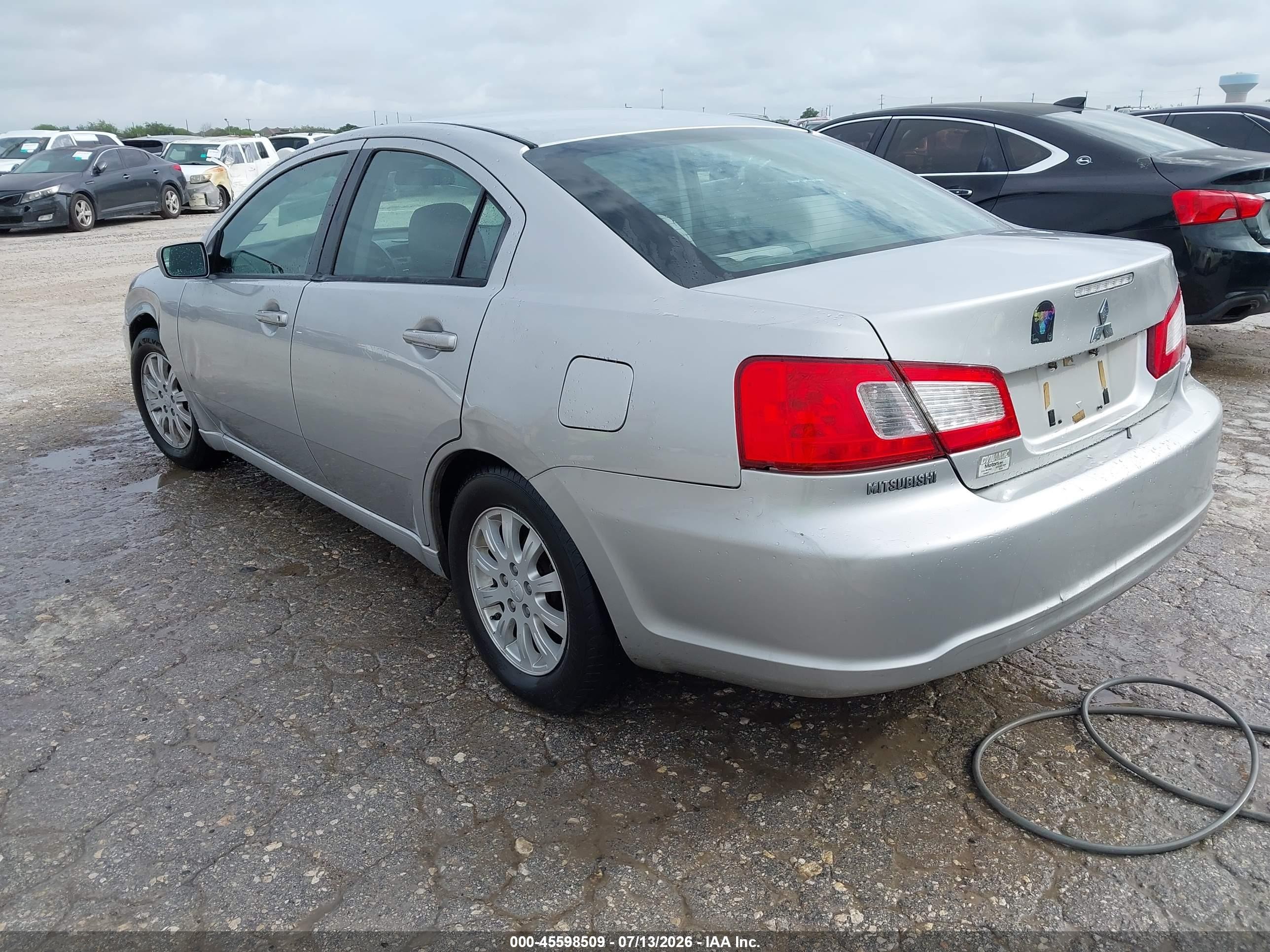 2011 Mitsubishi Galant Fe Silver vin: 4A32B2FF7BE018735