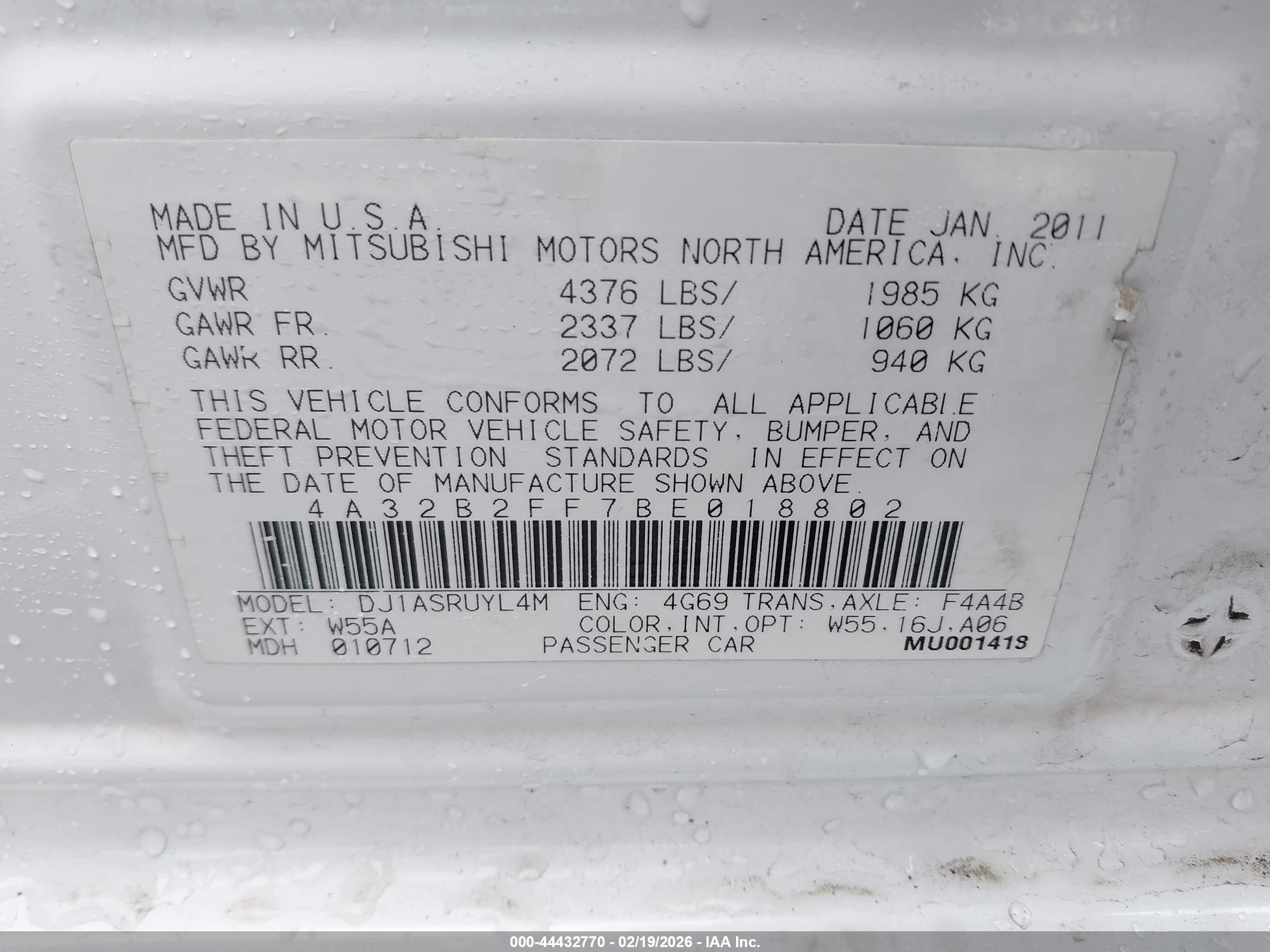 2011 Mitsubishi Galant Fe White vin: 4A32B2FF7BE018802