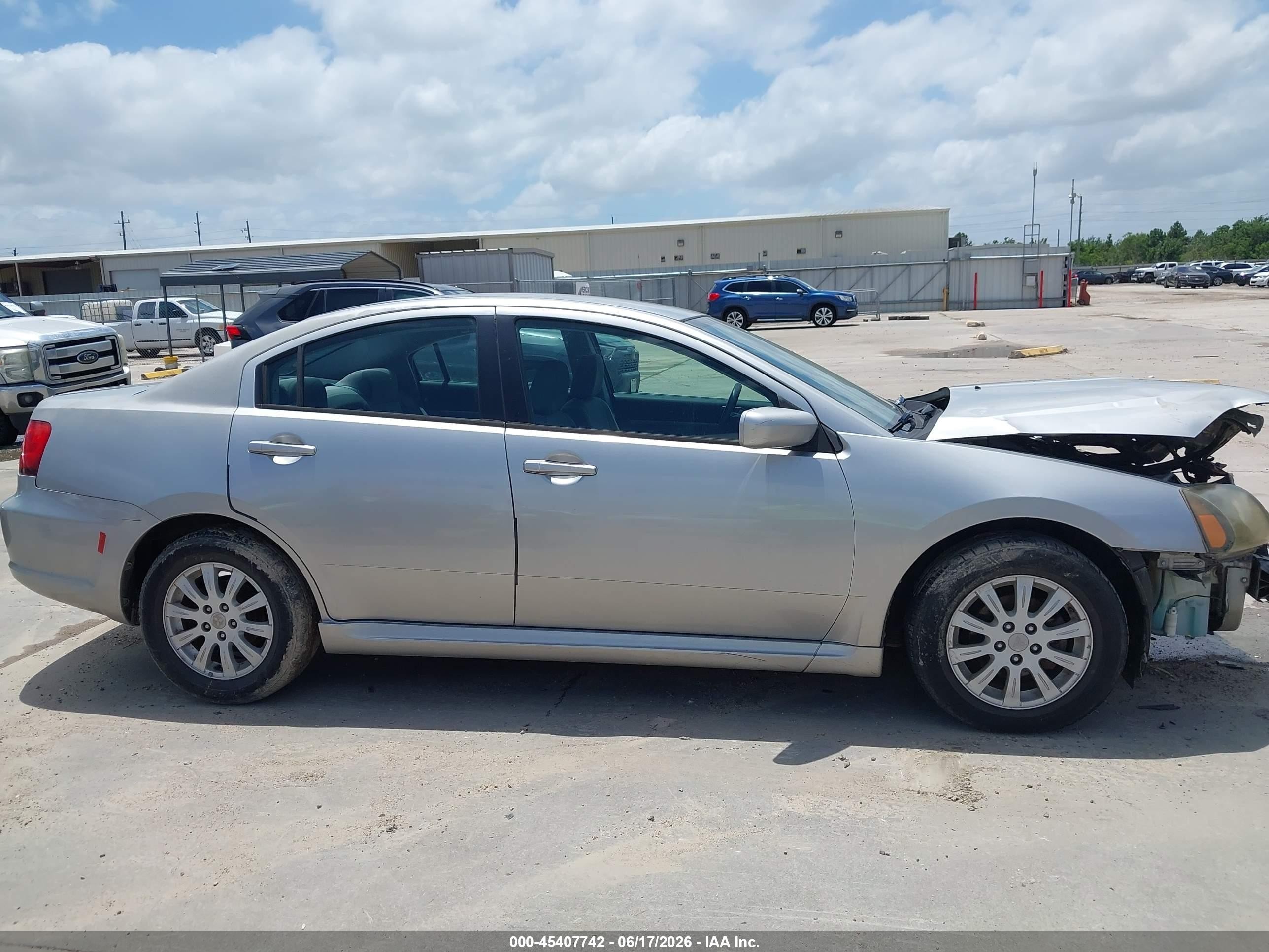 2010 Mitsubishi Galant Fe Silver vin: 4A32B2FF8AE002042