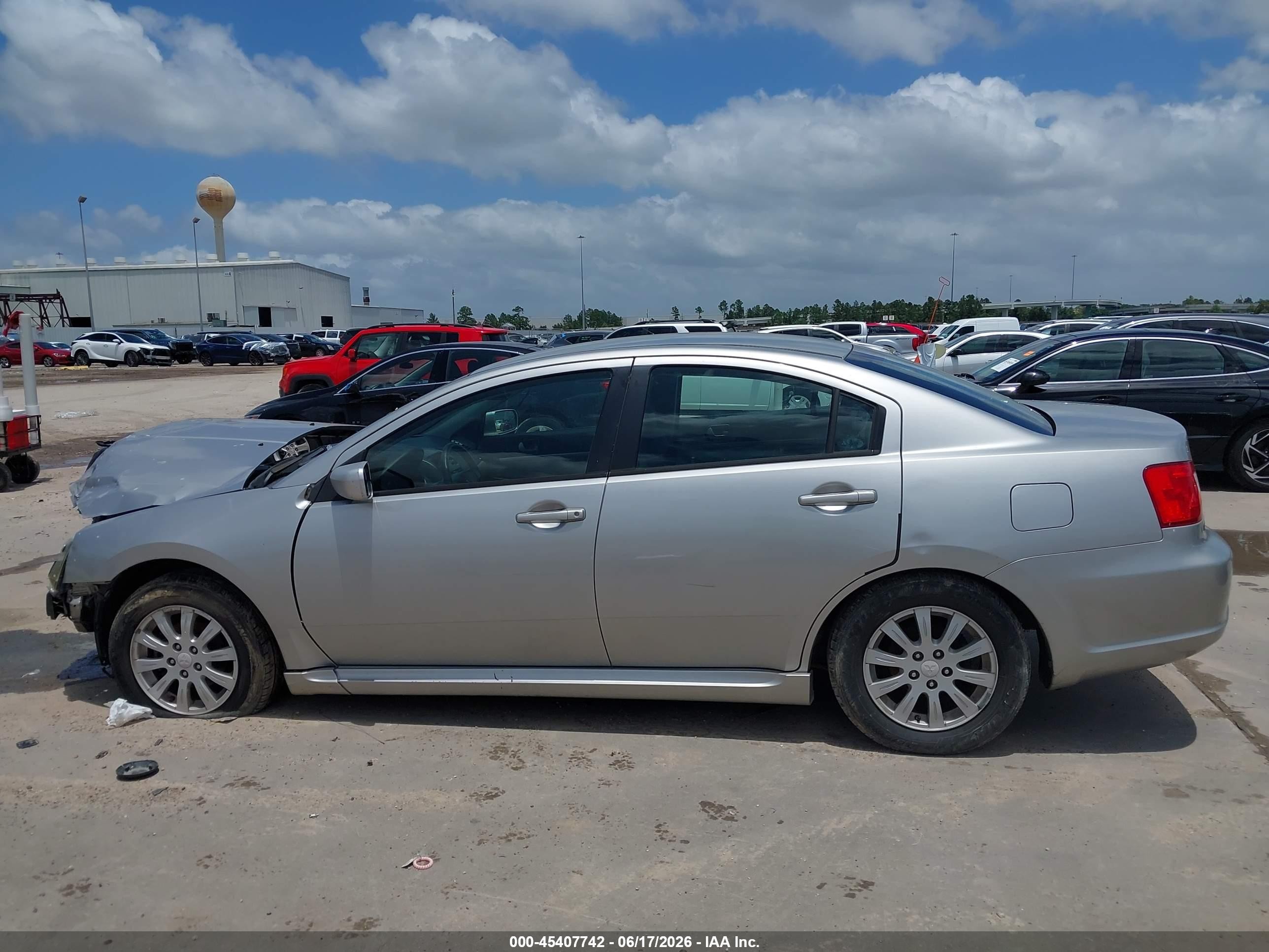 2010 Mitsubishi Galant Fe Silver vin: 4A32B2FF8AE002042