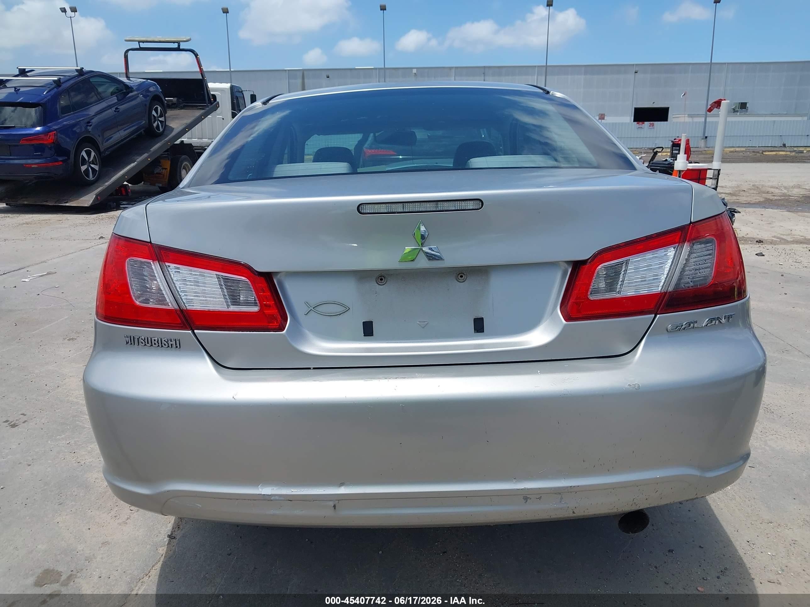 2010 Mitsubishi Galant Fe Silver vin: 4A32B2FF8AE002042