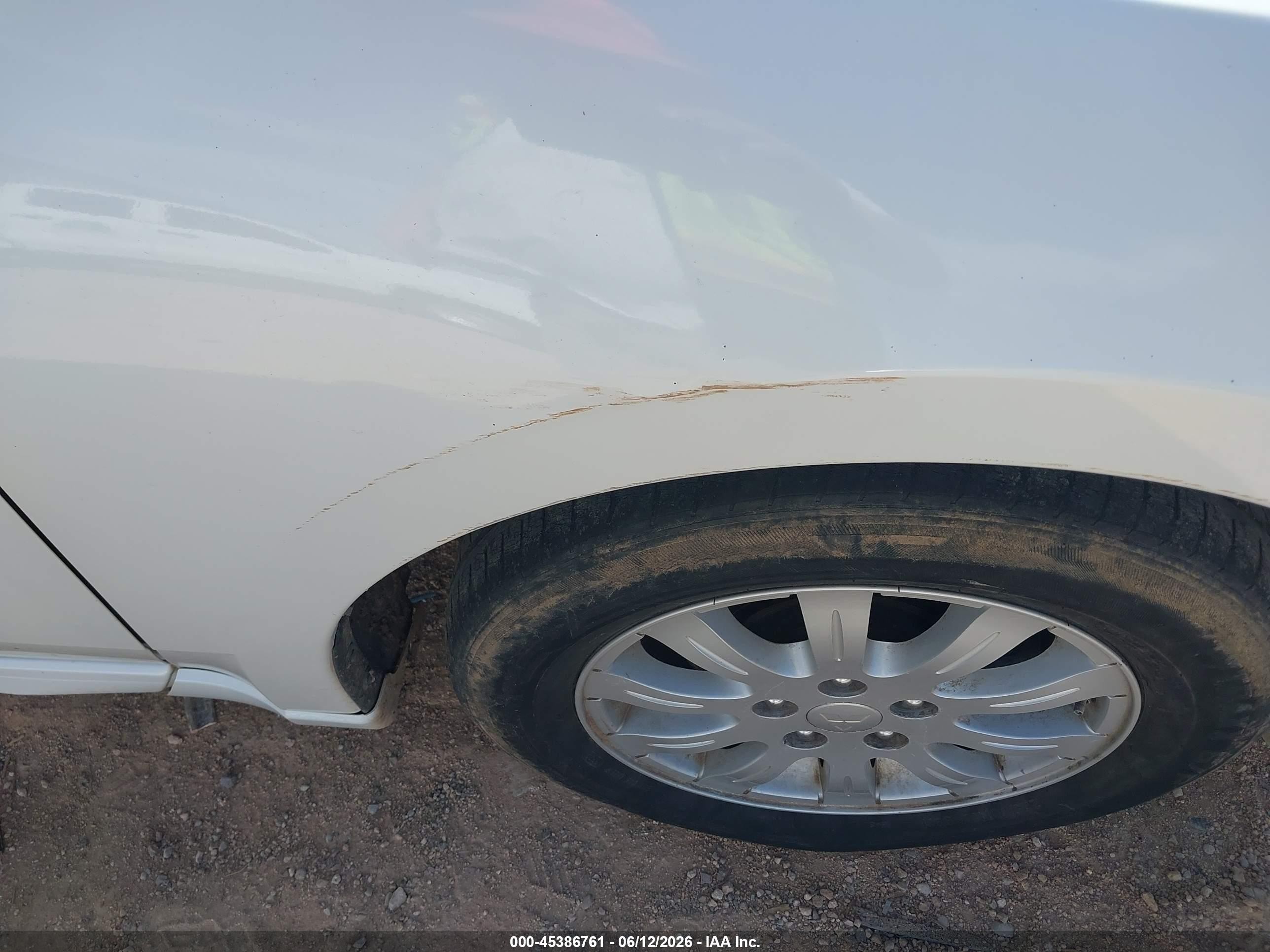 2011 Mitsubishi Galant Fe White vin: 4A32B2FF8BE018369