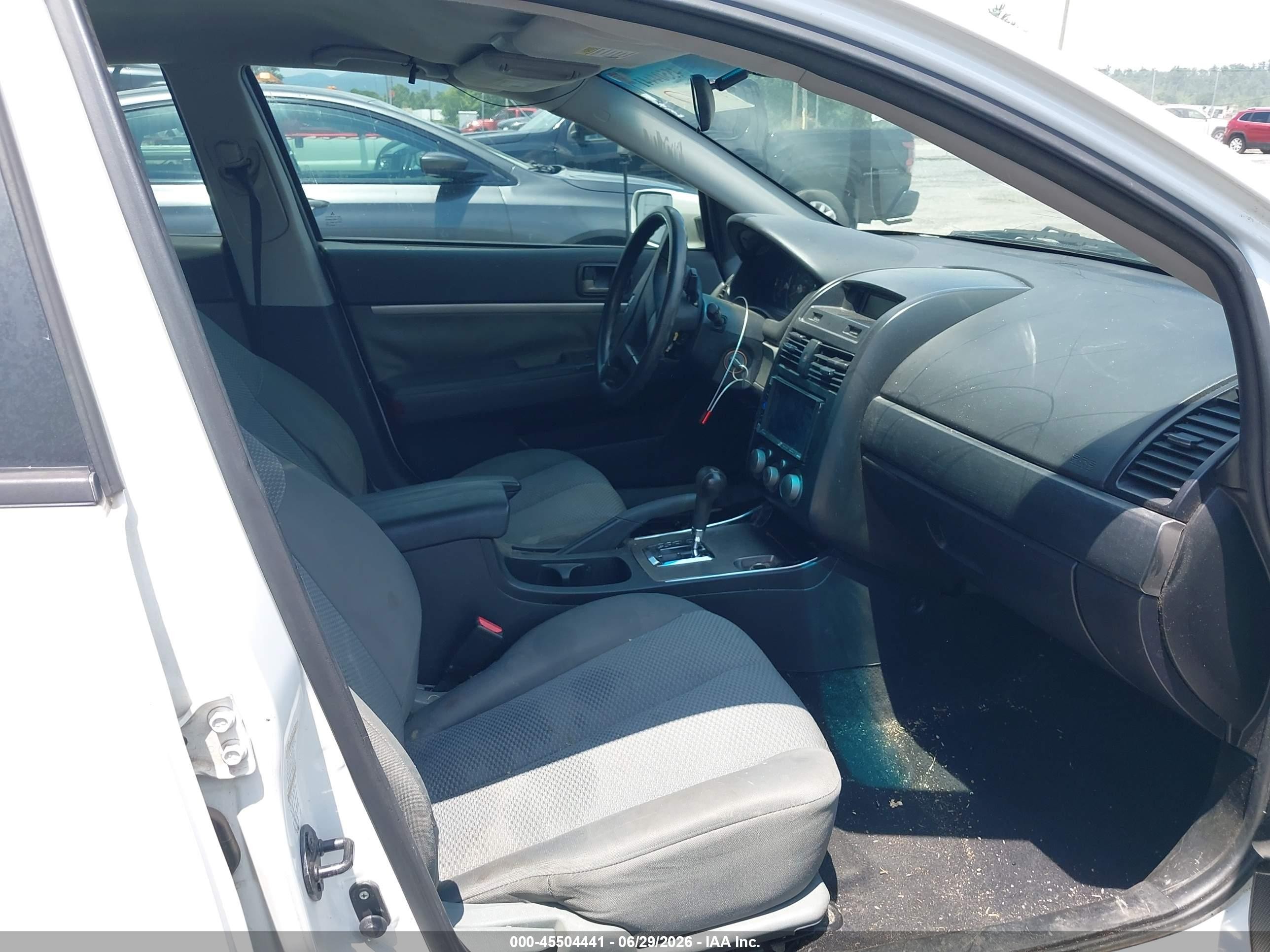 2011 Mitsubishi Galant Fe White vin: 4A32B2FF9BE030272