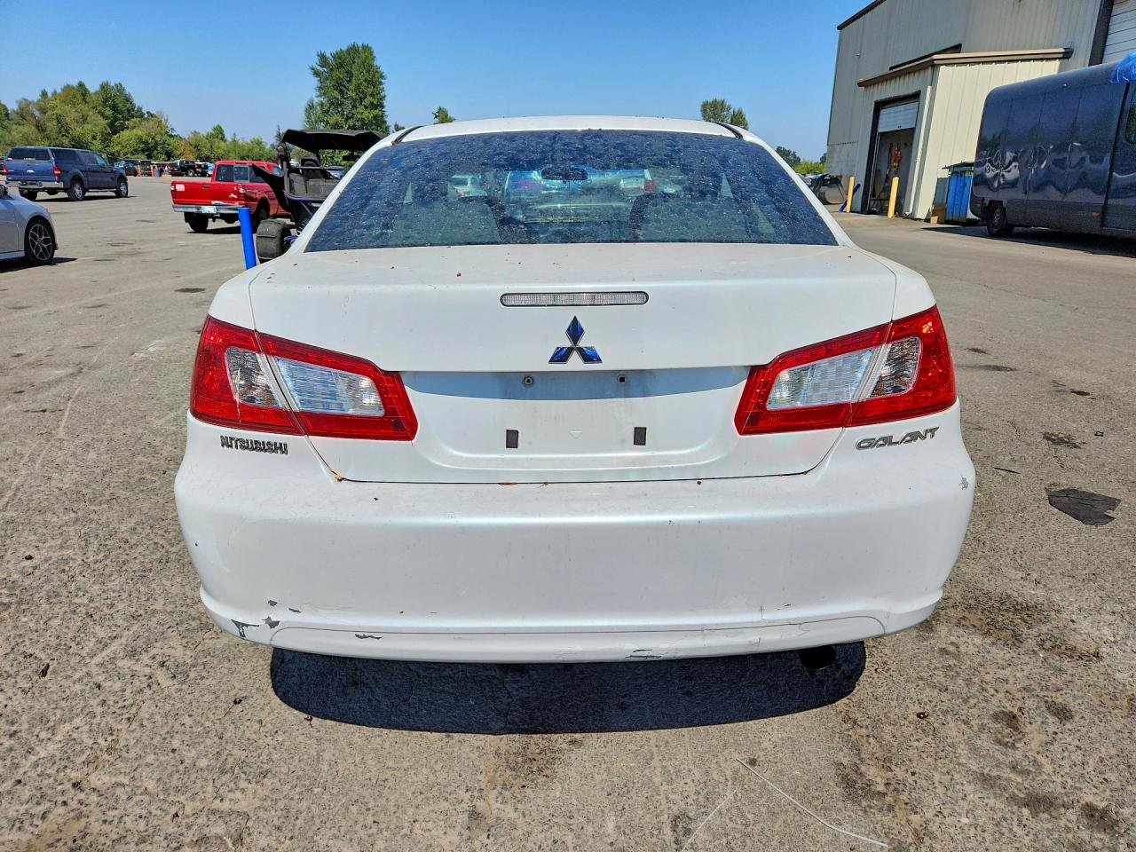 2012 Mitsubishi Galant Fe White vin: 4A32B2FFXCE010517