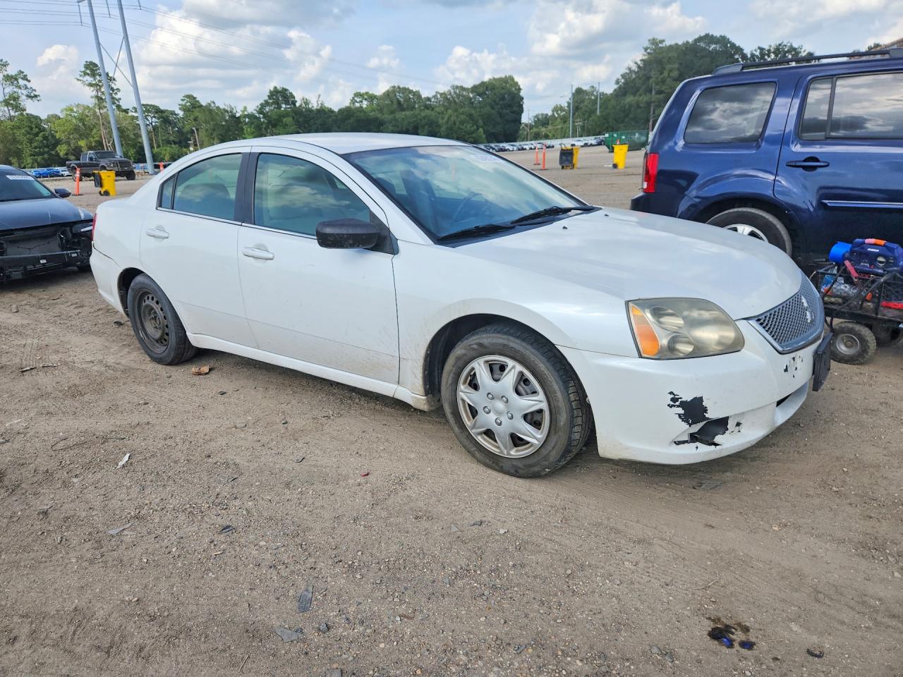 2012 Mitsubishi Galant Es Белый vin: 4A32B3FF0CE013741