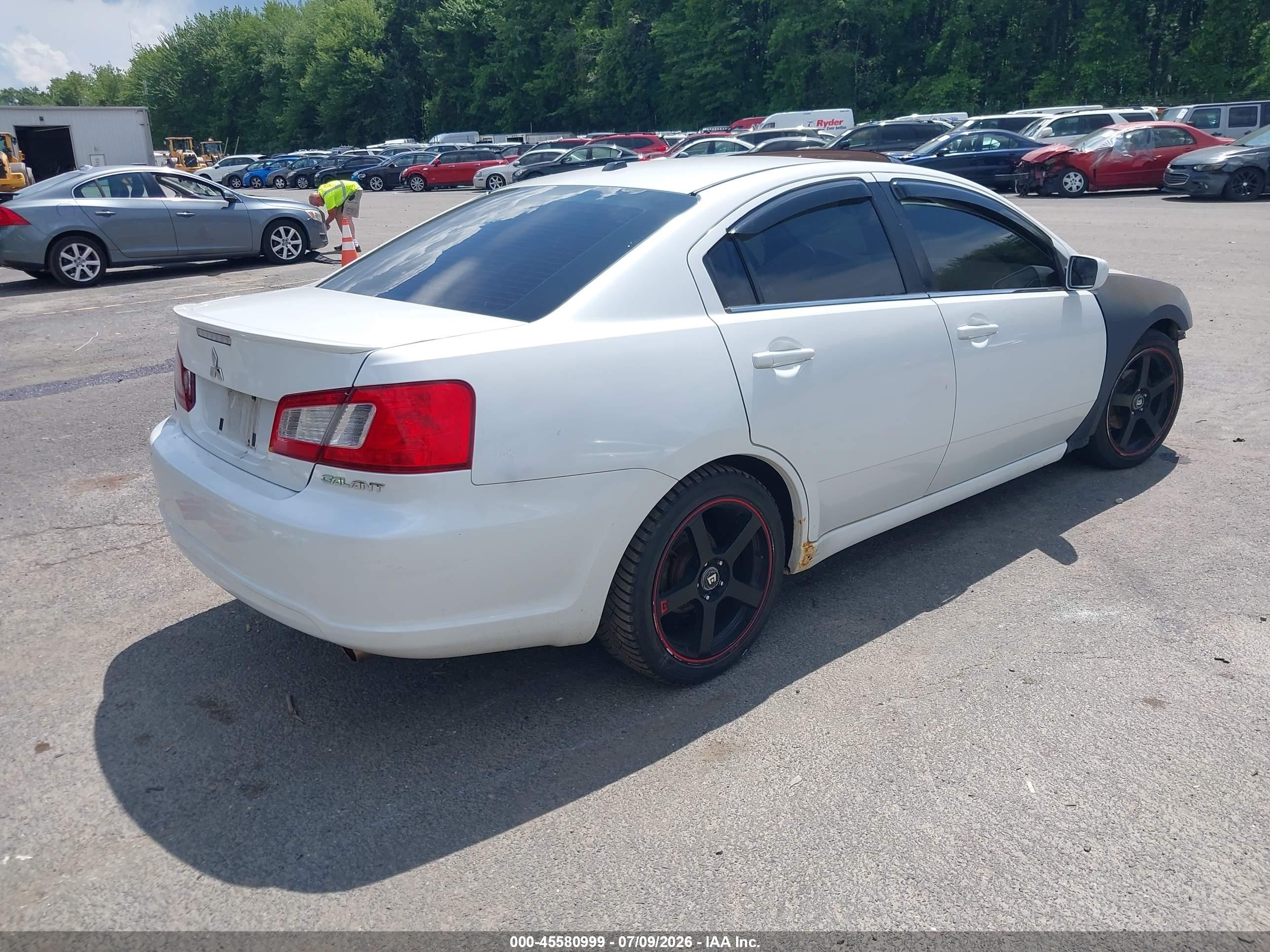 2012 Mitsubishi Galant Es/se White vin: 4A32B3FF0CE021208