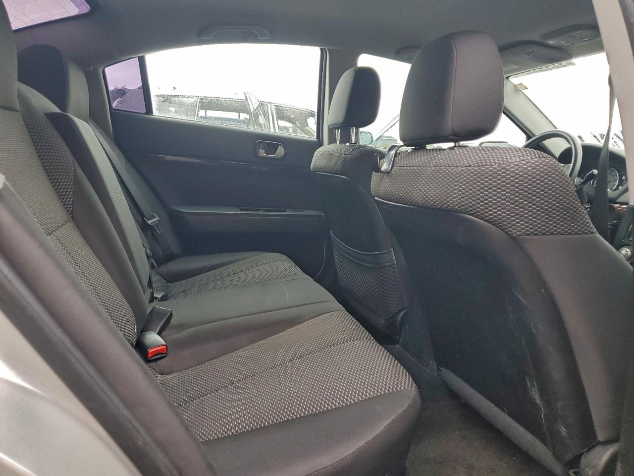 2012 Mitsubishi Galant Es Silver vin: 4A32B3FF1CE010069