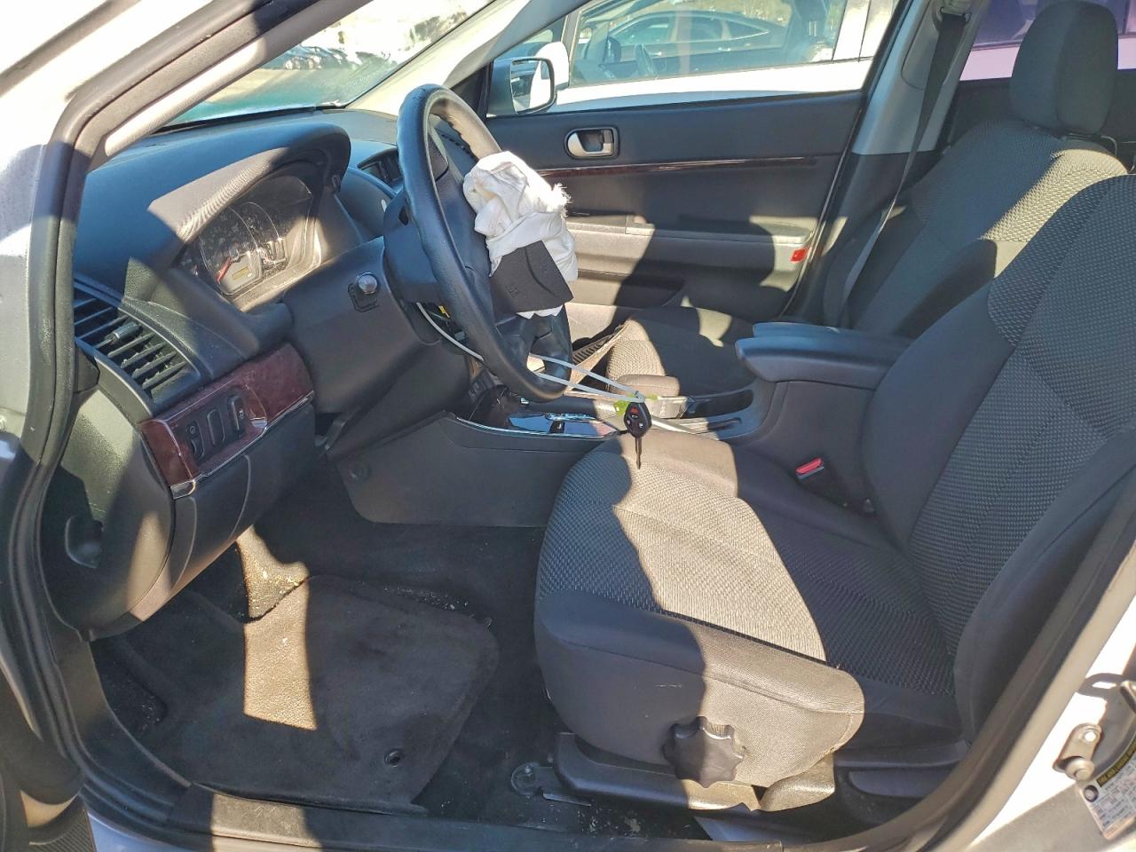 2012 Mitsubishi Galant Es Silver vin: 4A32B3FF1CE010069
