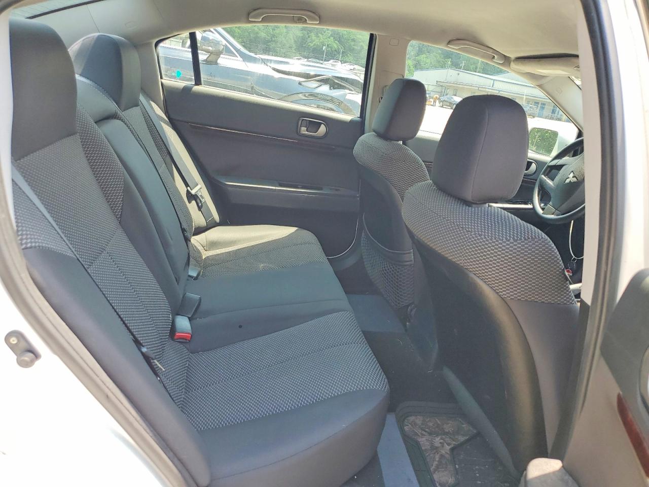 2012 Mitsubishi Galant Es Белый vin: 4A32B3FF1CE024554