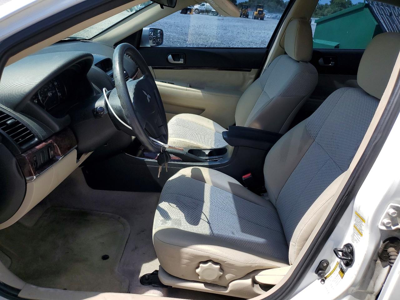 2012 Mitsubishi Galant Es/se White vin: 4A32B3FF2CE014289