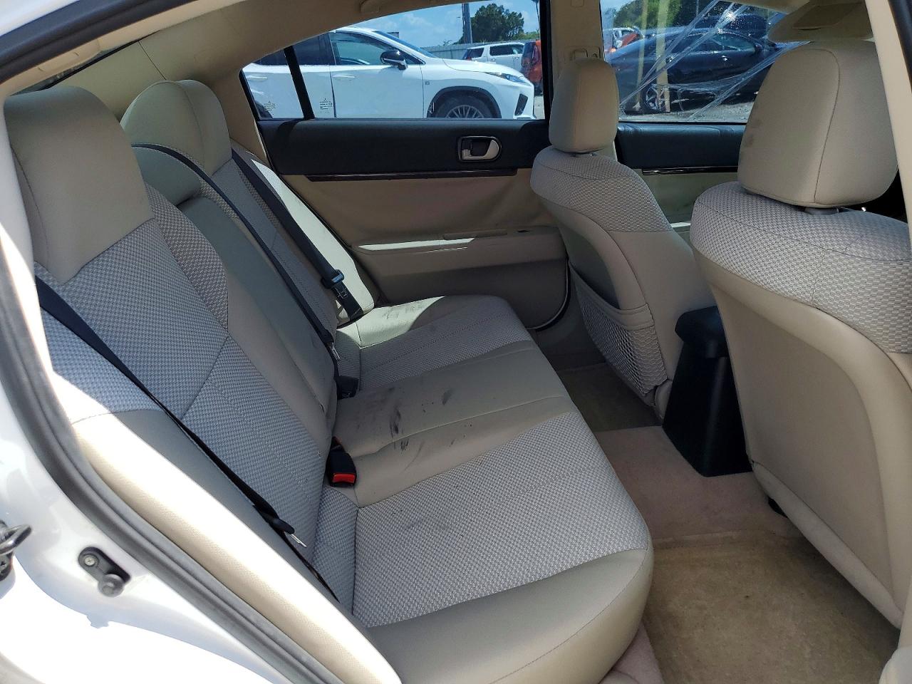 2012 Mitsubishi Galant Es/se White vin: 4A32B3FF2CE014289