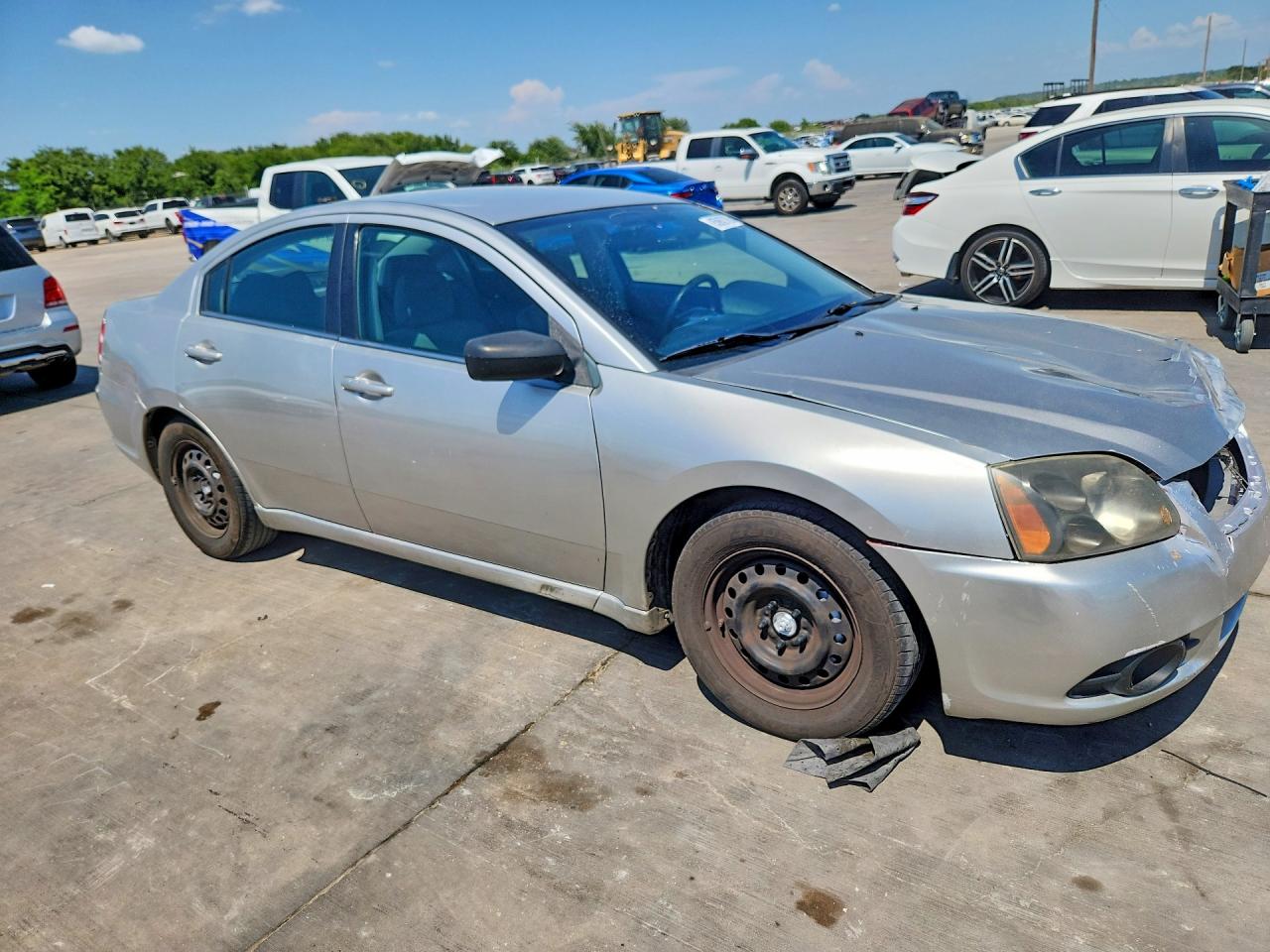 2011 Mitsubishi Galant Es Silver vin: 4A32B3FF4BE014485