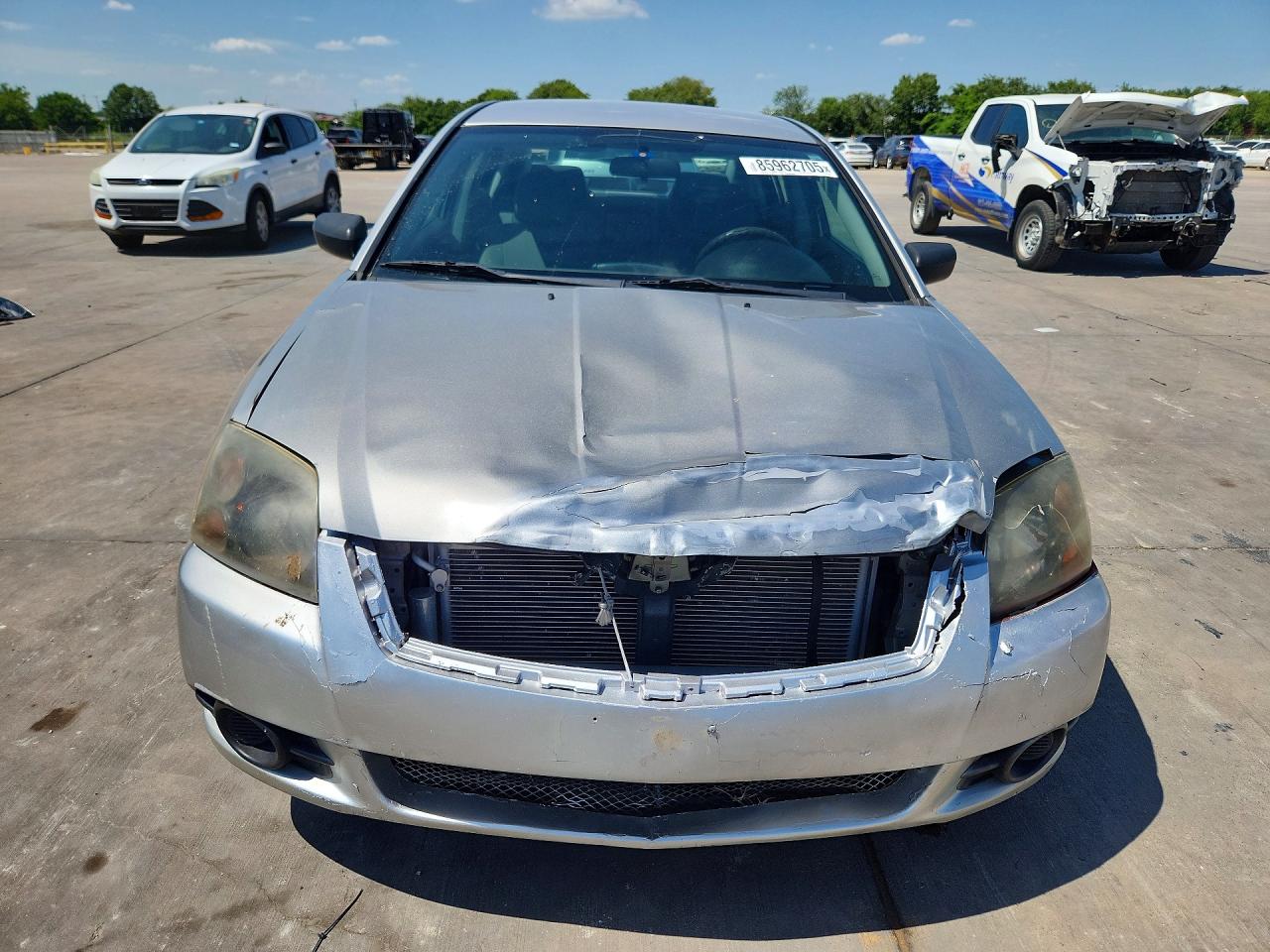 2011 Mitsubishi Galant Es Silver vin: 4A32B3FF4BE014485
