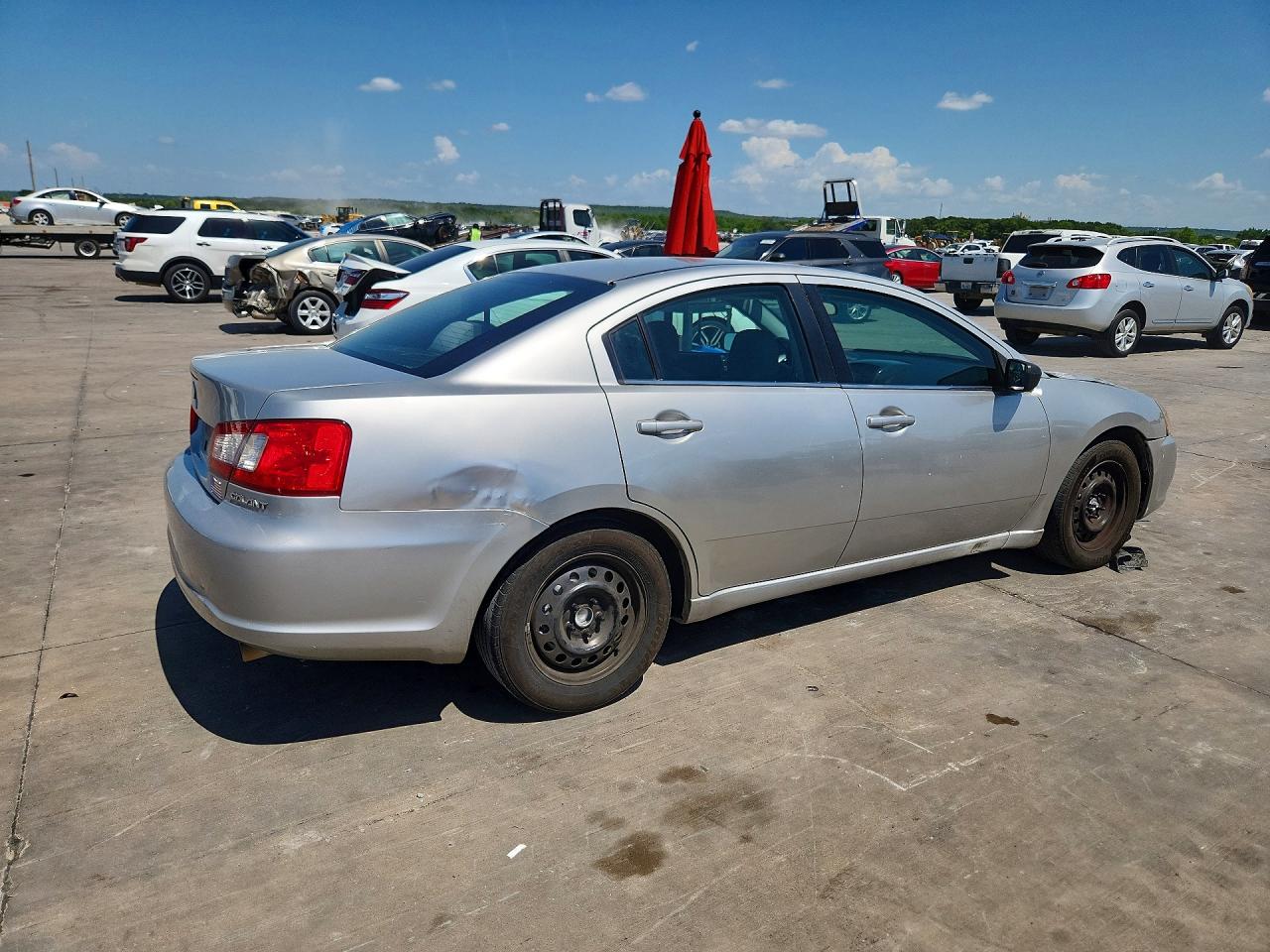 2011 Mitsubishi Galant Es Silver vin: 4A32B3FF4BE014485