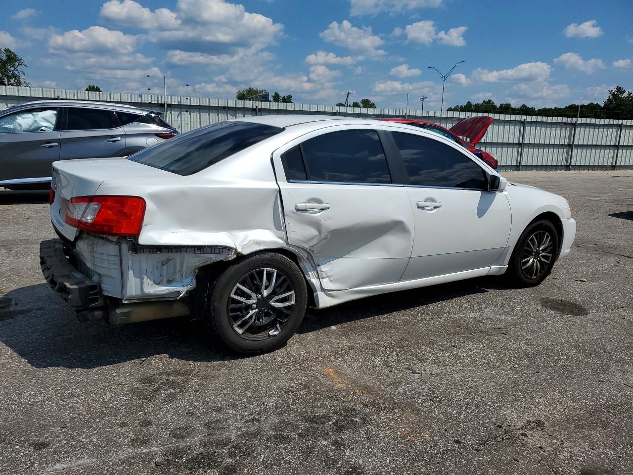 2012 Mitsubishi Galant Es White vin: 4A32B3FF6CE021651
