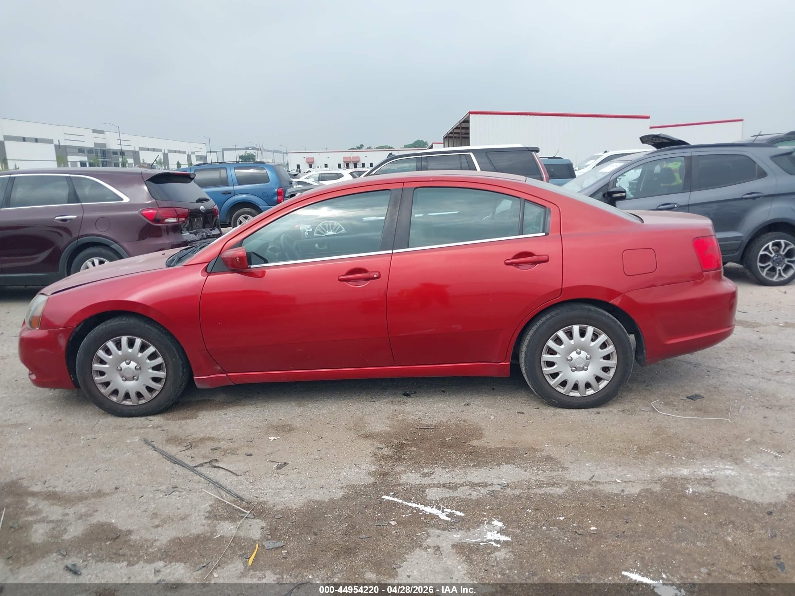2011 Mitsubishi Galant Es/se Красный vin: 4A32B3FF8BE031547