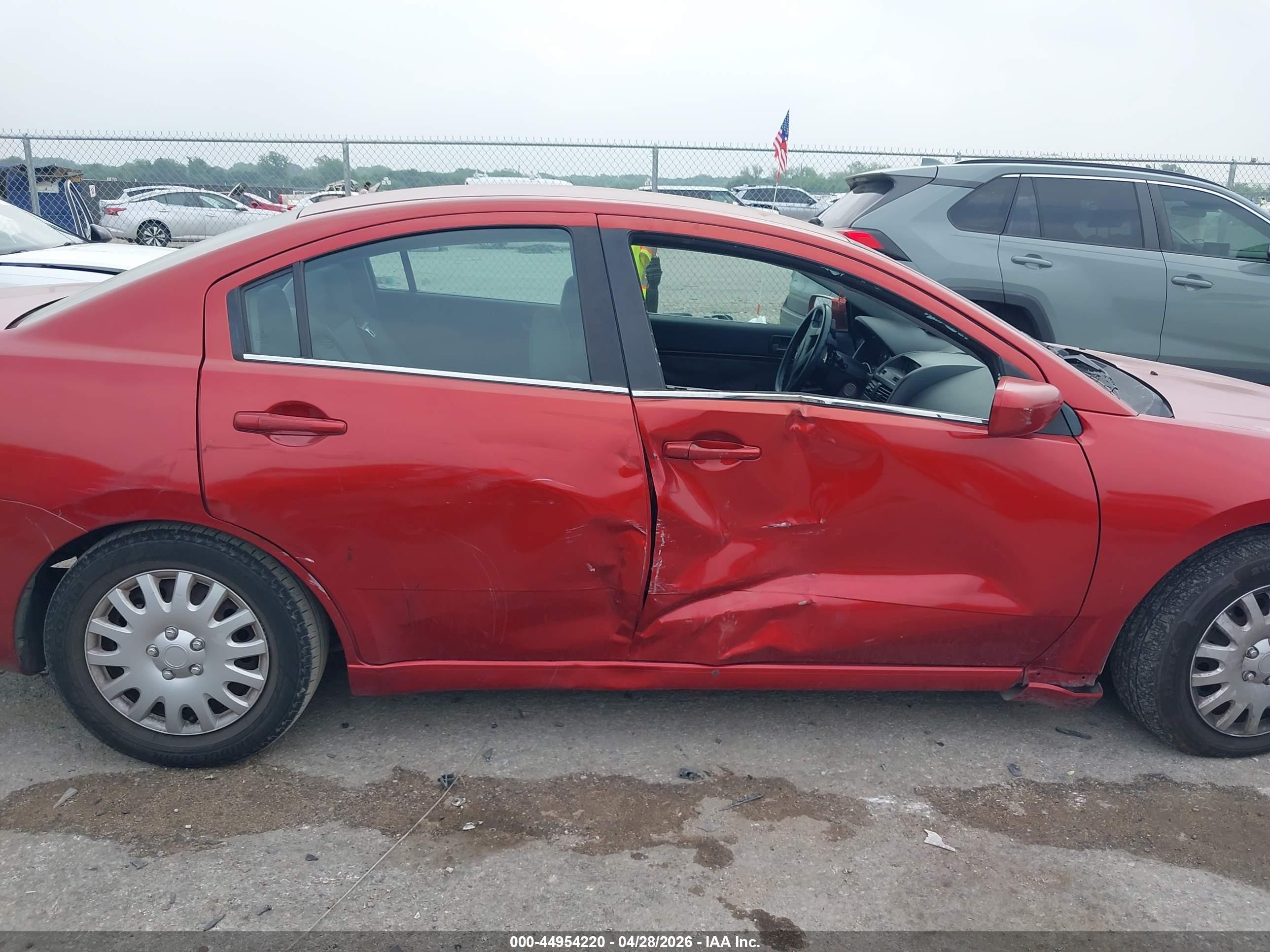 2011 Mitsubishi Galant Es/se Красный vin: 4A32B3FF8BE031547