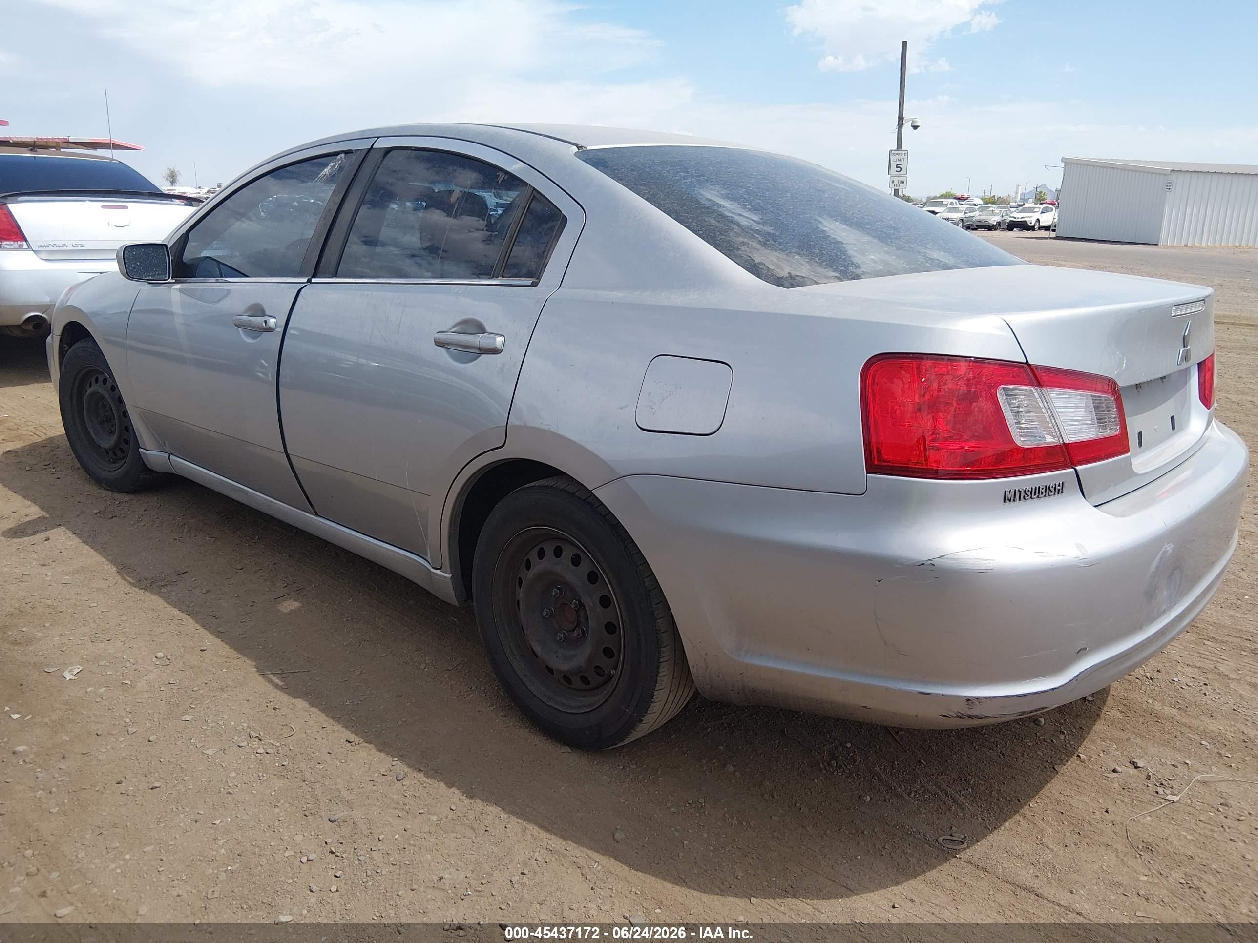 2011 Mitsubishi Galant Es/se Silver vin: 4A32B3FFXBE016001
