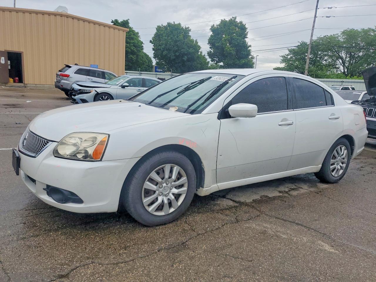 2012 Mitsubishi Galant Es White vin: 4A32B3FFXCE022561