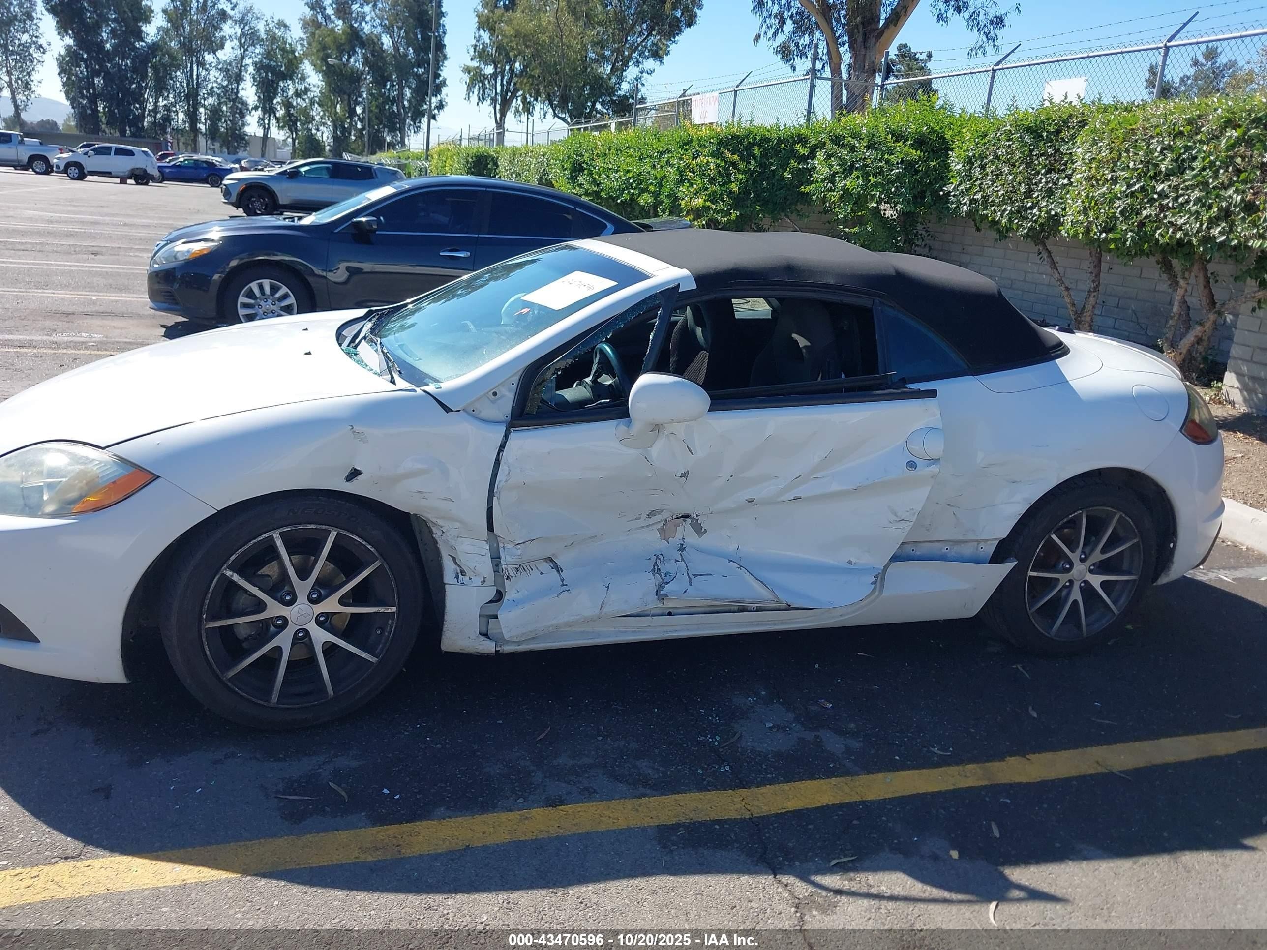 2012 Mitsubishi Eclipse Spyder Gs Sport White vin: 4A37L2EFXCE003037